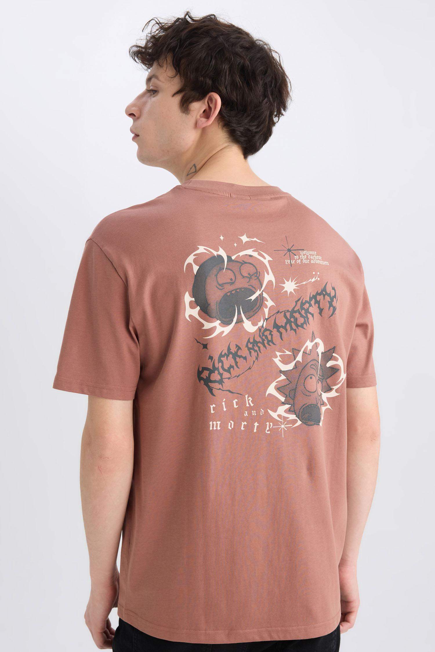 Regular Fit Rick and Morty Licensed Crew Neck Printed Short Sleeve T-Shirt