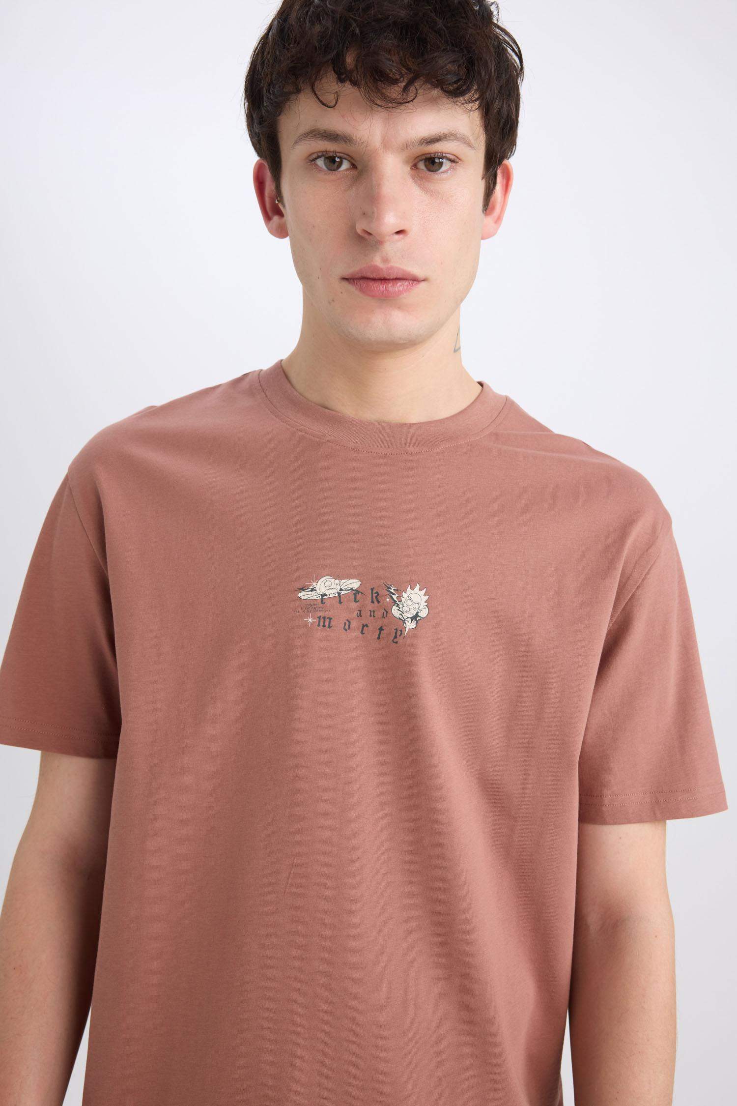 Regular Fit Rick and Morty Licensed Crew Neck Printed Short Sleeve T-Shirt