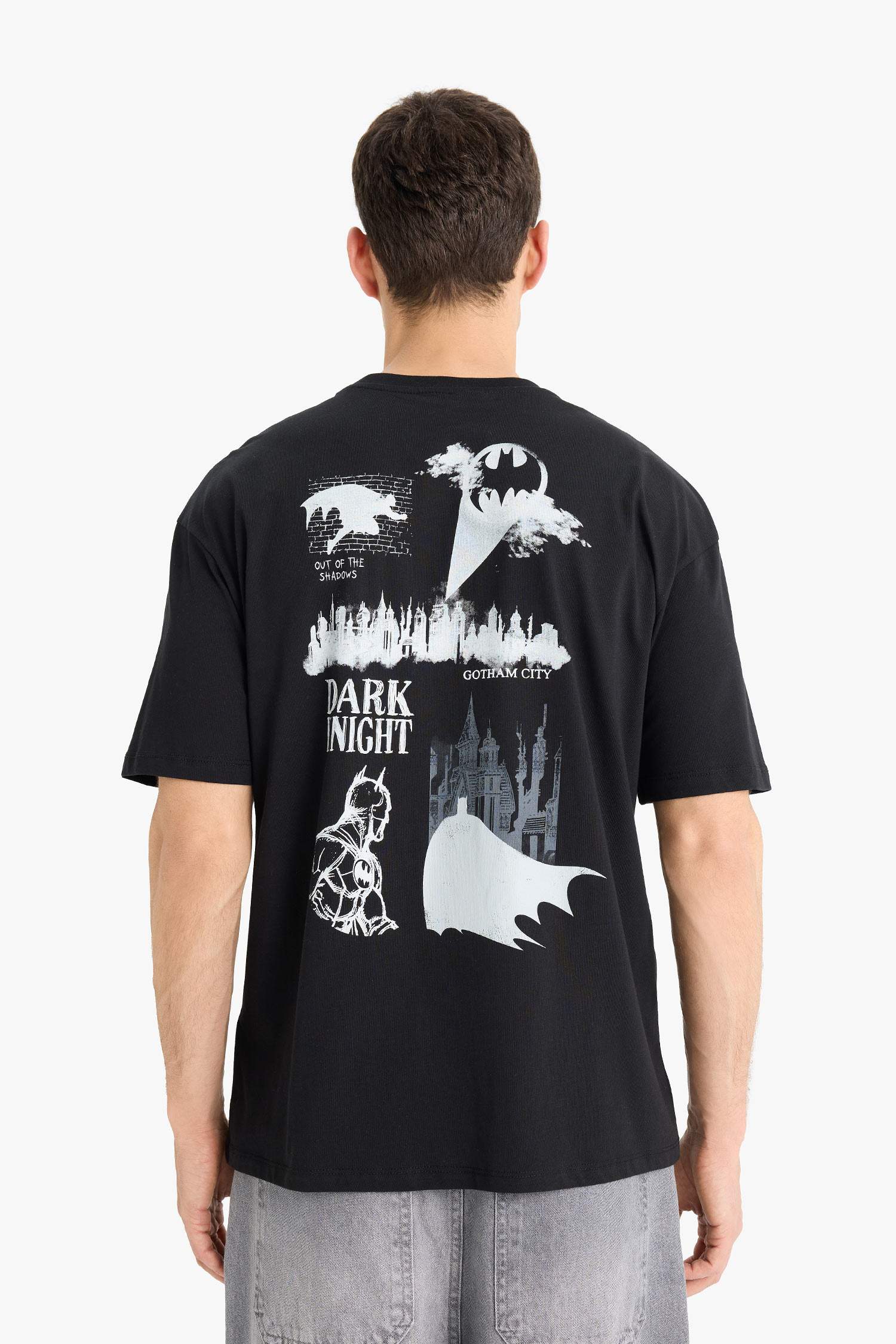 Boxy Fit Batman Licence Crew Neck Printed Short Sleeve T-Shirt