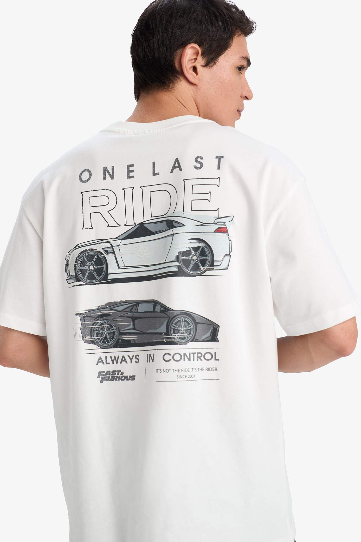 تيشيرت نص ردن أوفر سايز من فاست آند فيوريوس