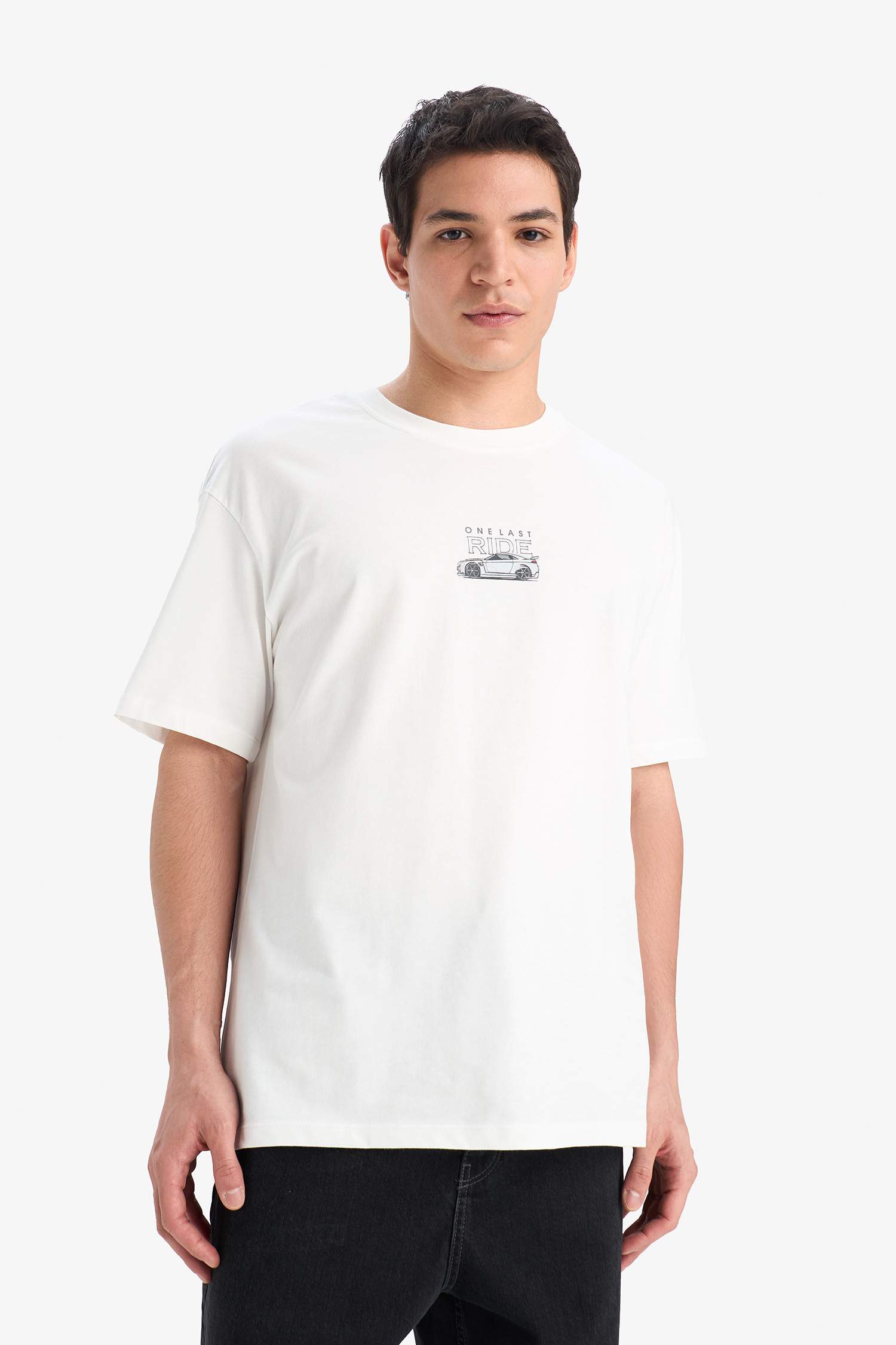 تيشيرت نص ردن أوفر سايز من فاست آند فيوريوس