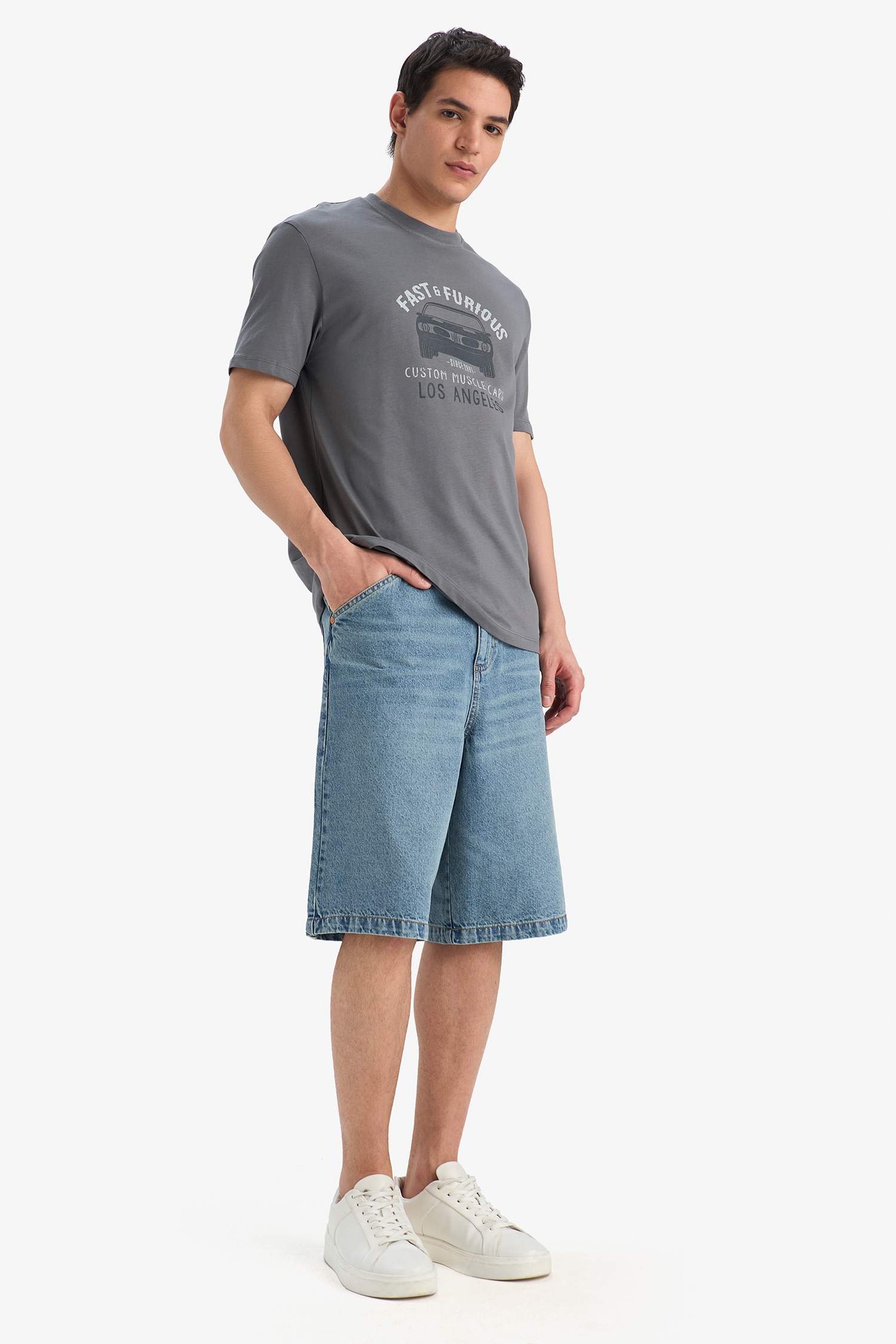 %100 Pamuk Fast & Furious Regular Fit Bisiklet Yaka Kısa Kollu Tişört