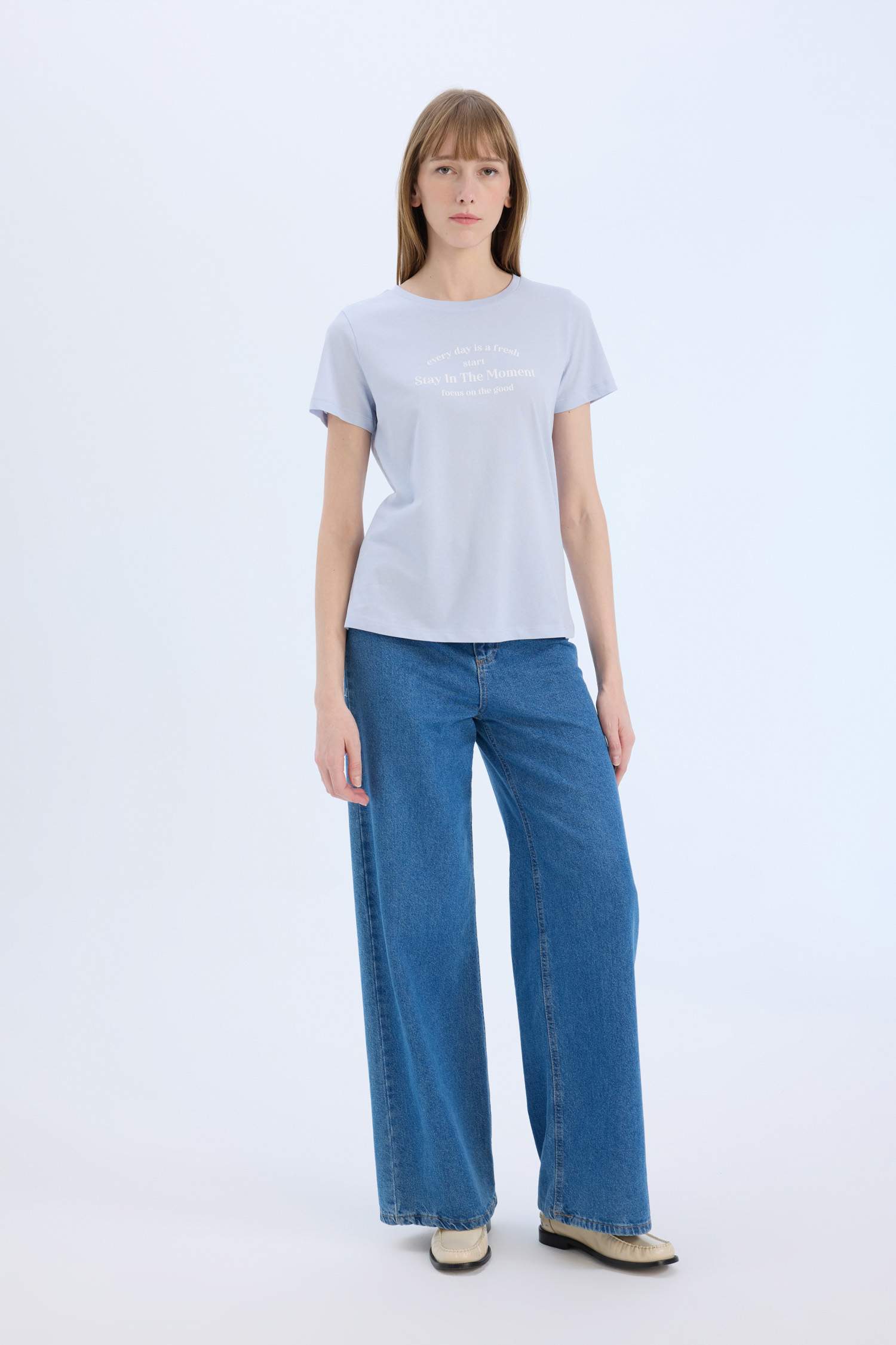 дөңгелек жаға слоган супрема мақтасы Қысқа жеңді футболка