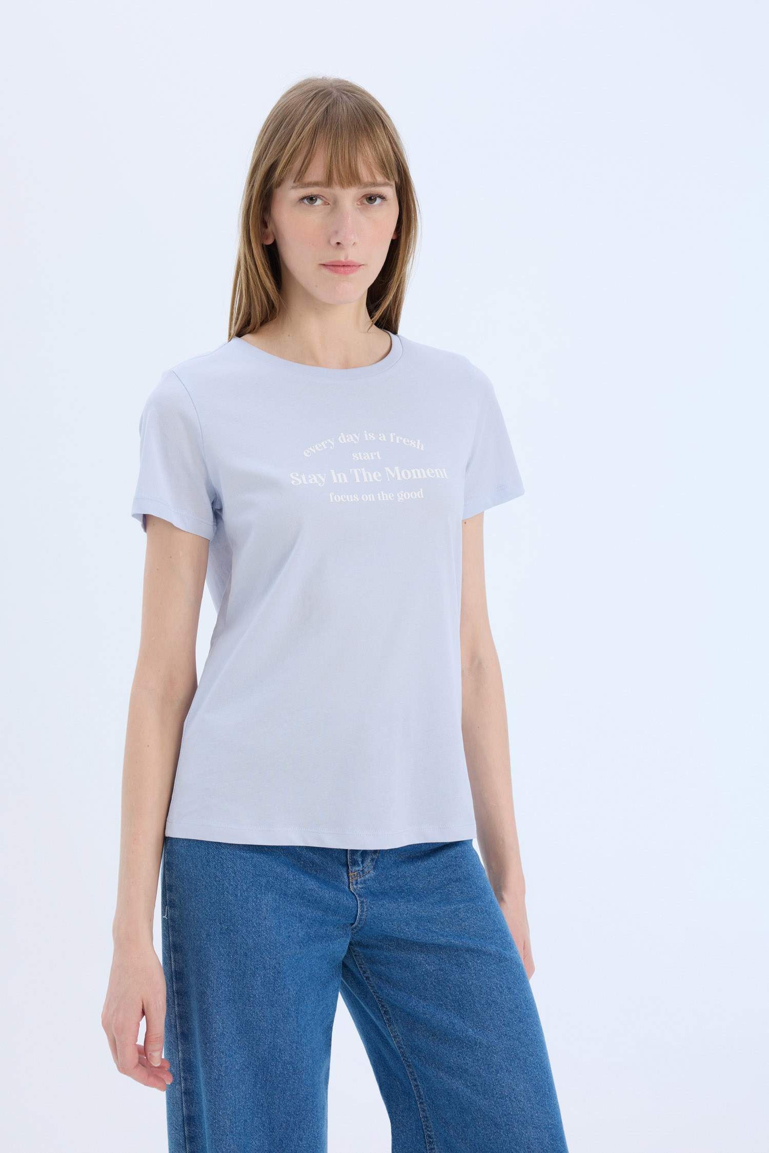 дөңгелек жаға слоган супрема мақтасы Қысқа жеңді футболка