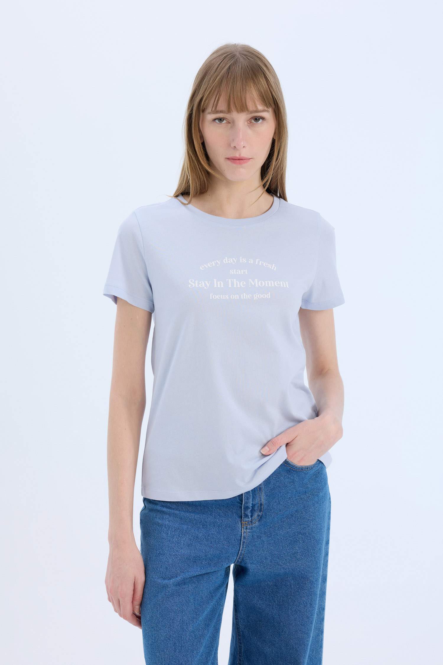 дөңгелек жаға слоган супрема мақтасы Қысқа жеңді футболка