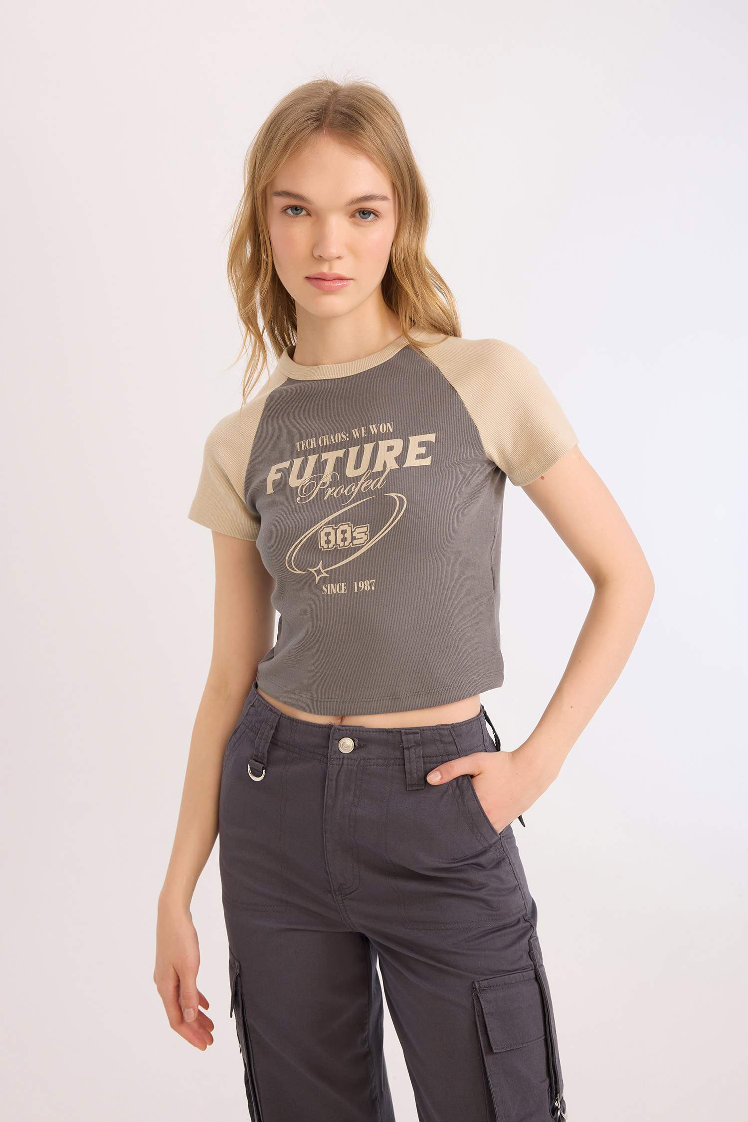 Coool Fitted Bisiklet Yaka Baskılı Fitilli Kaşkorse Kısa Kollu Tişört