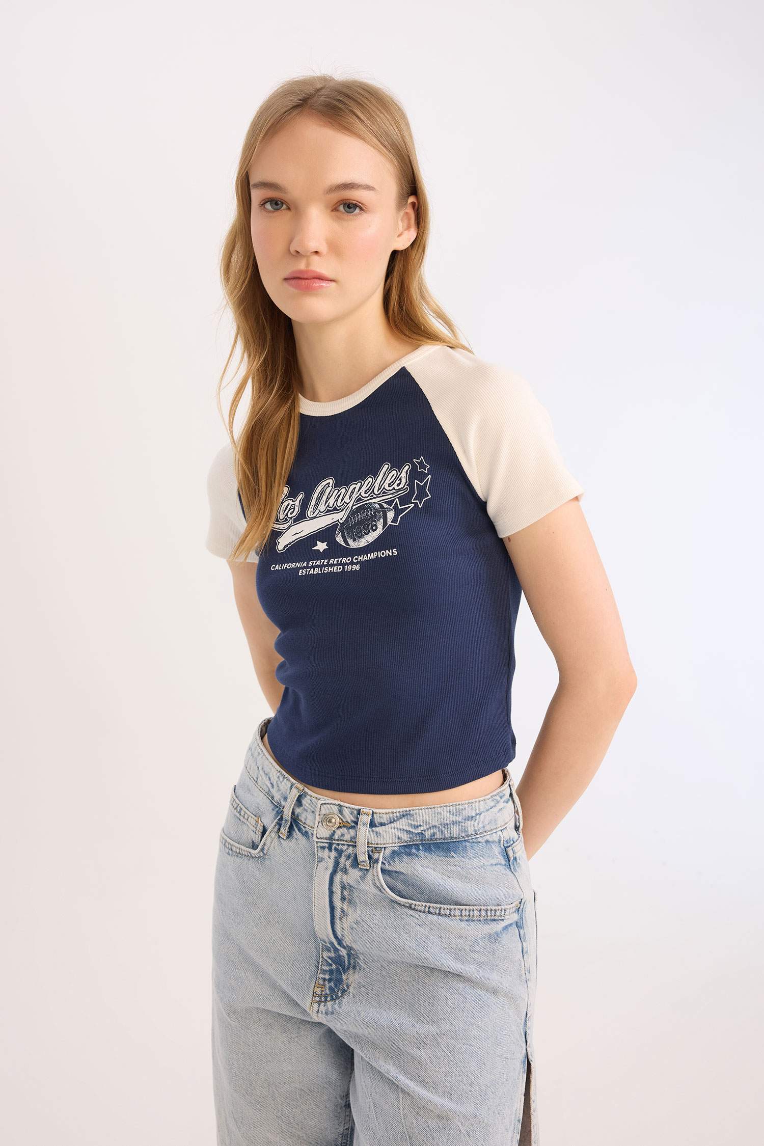 Fitted Crew Neck Printed Corduroy T-Shirt