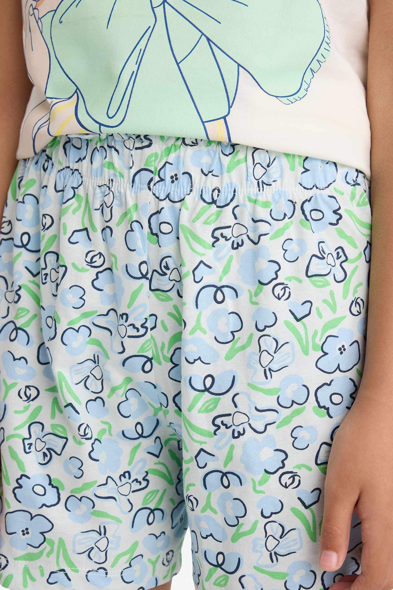 Комплект пижамы для девочек с принтом, верх с короткими рукавами и шорты на эластичном поясе