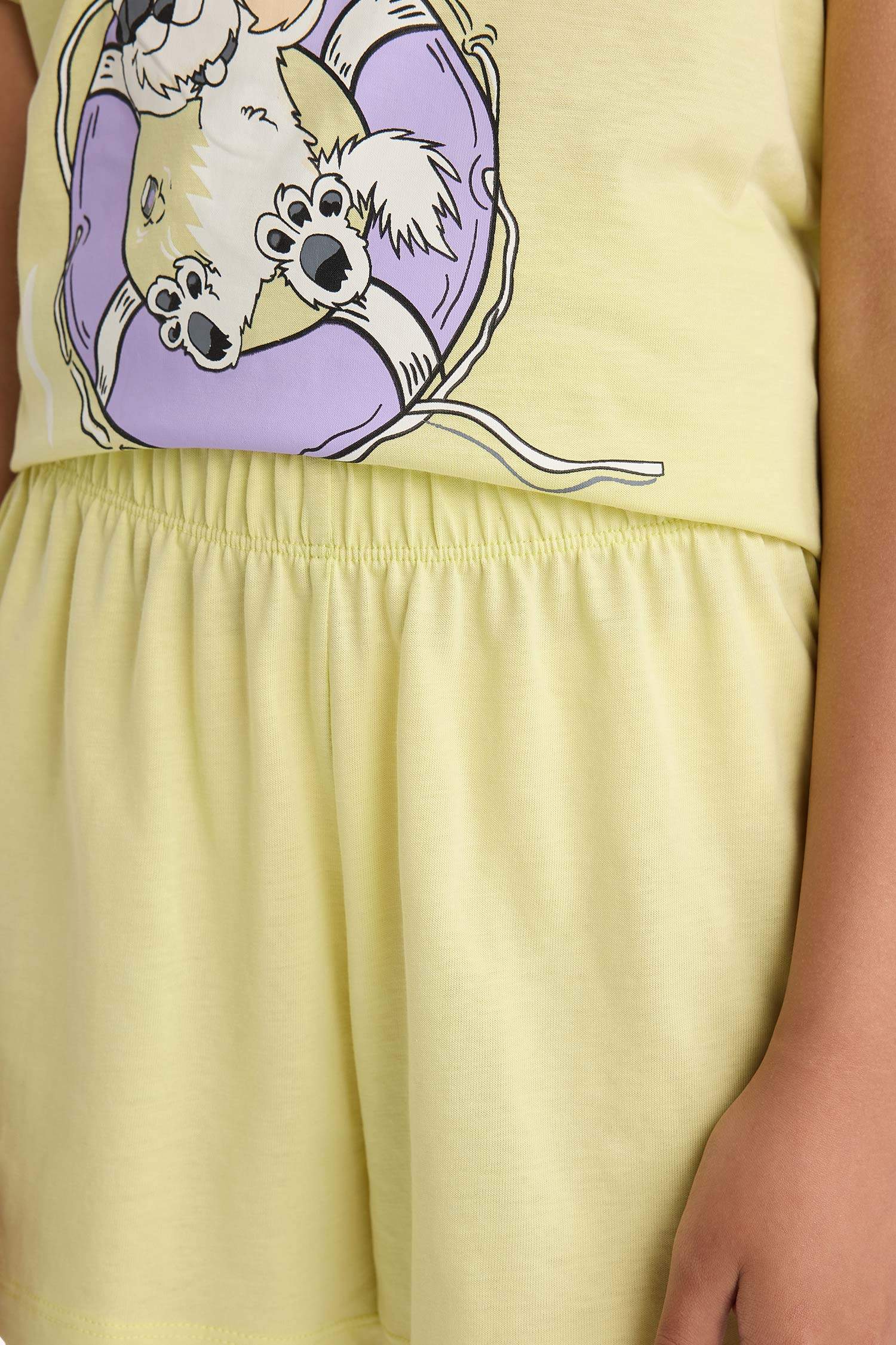 سيت بجامة بناتي شورت وتيشيرت قصة عادية - قطعتين