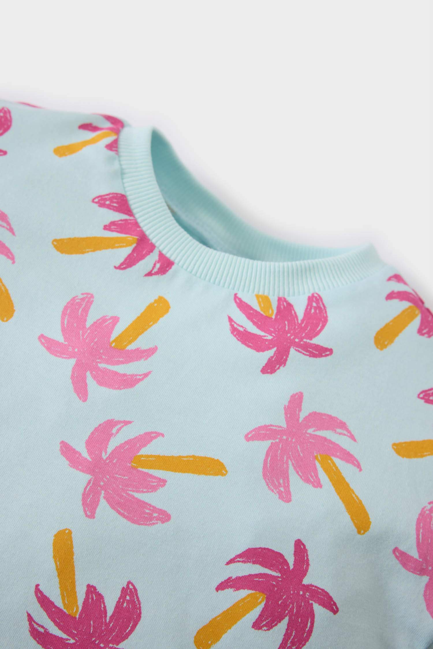 Kız Bebek 2'li Takım Palmiye Desenli Kısa Kollu Tişört Beli Lastikli Şort