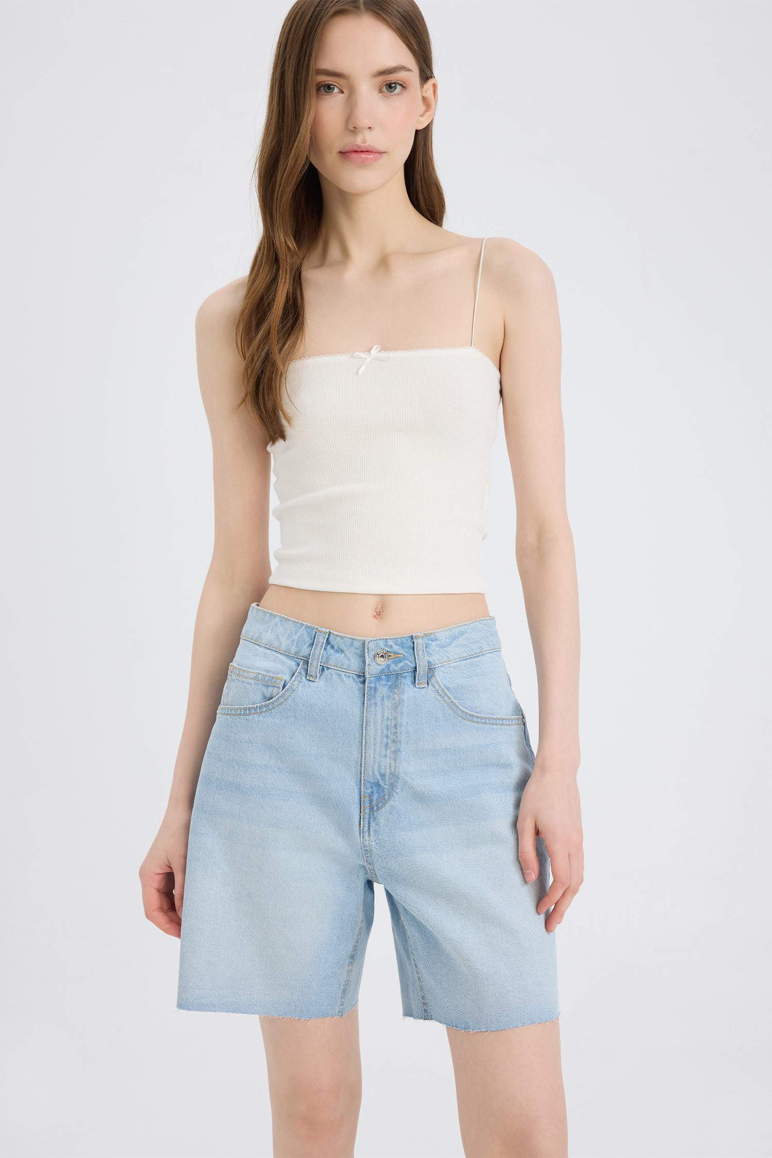 شورت برمودا جينز بخصر عالي