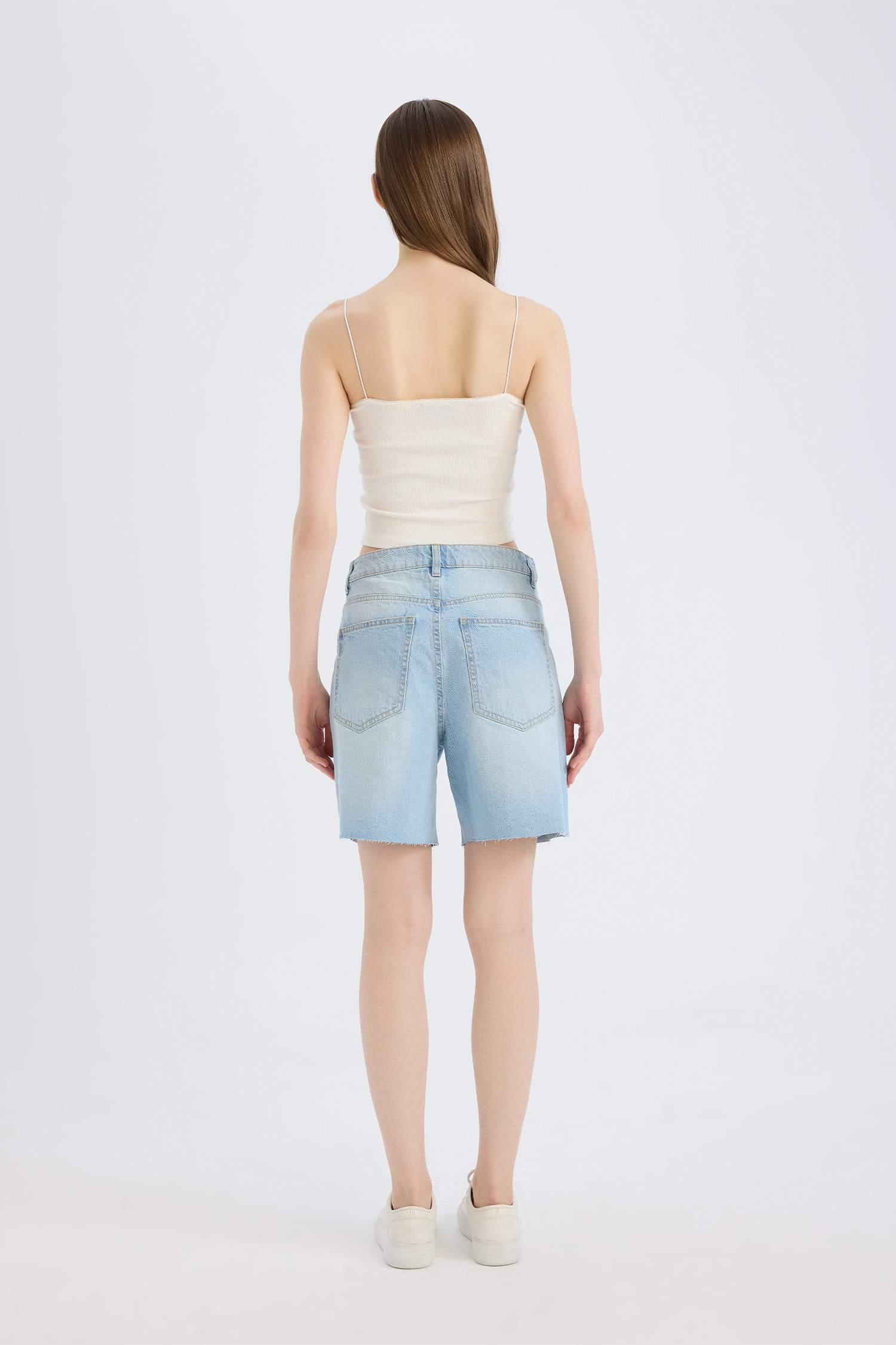 شورت برمودا جينز بخصر عالي