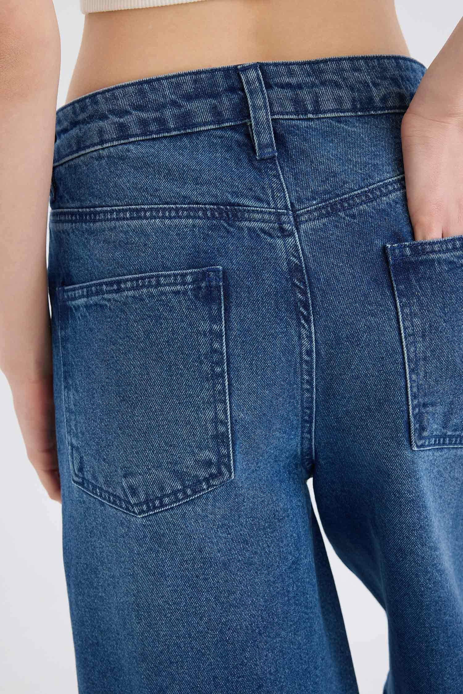 Джинсовые шорты-бермуды с обычной посадкой на талии