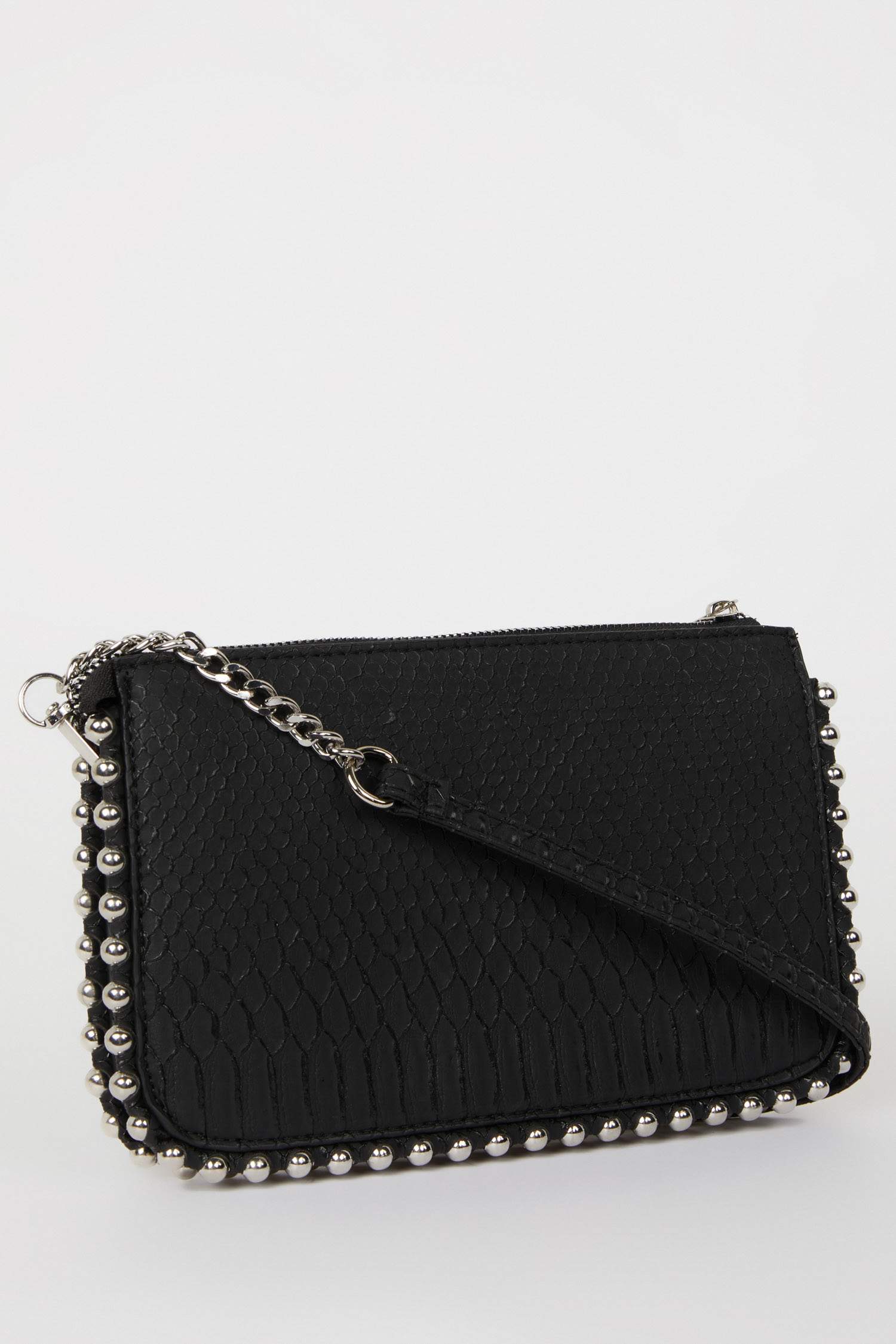 Kadın Zımba Detaylı Suni Deri Çapraz Çanta