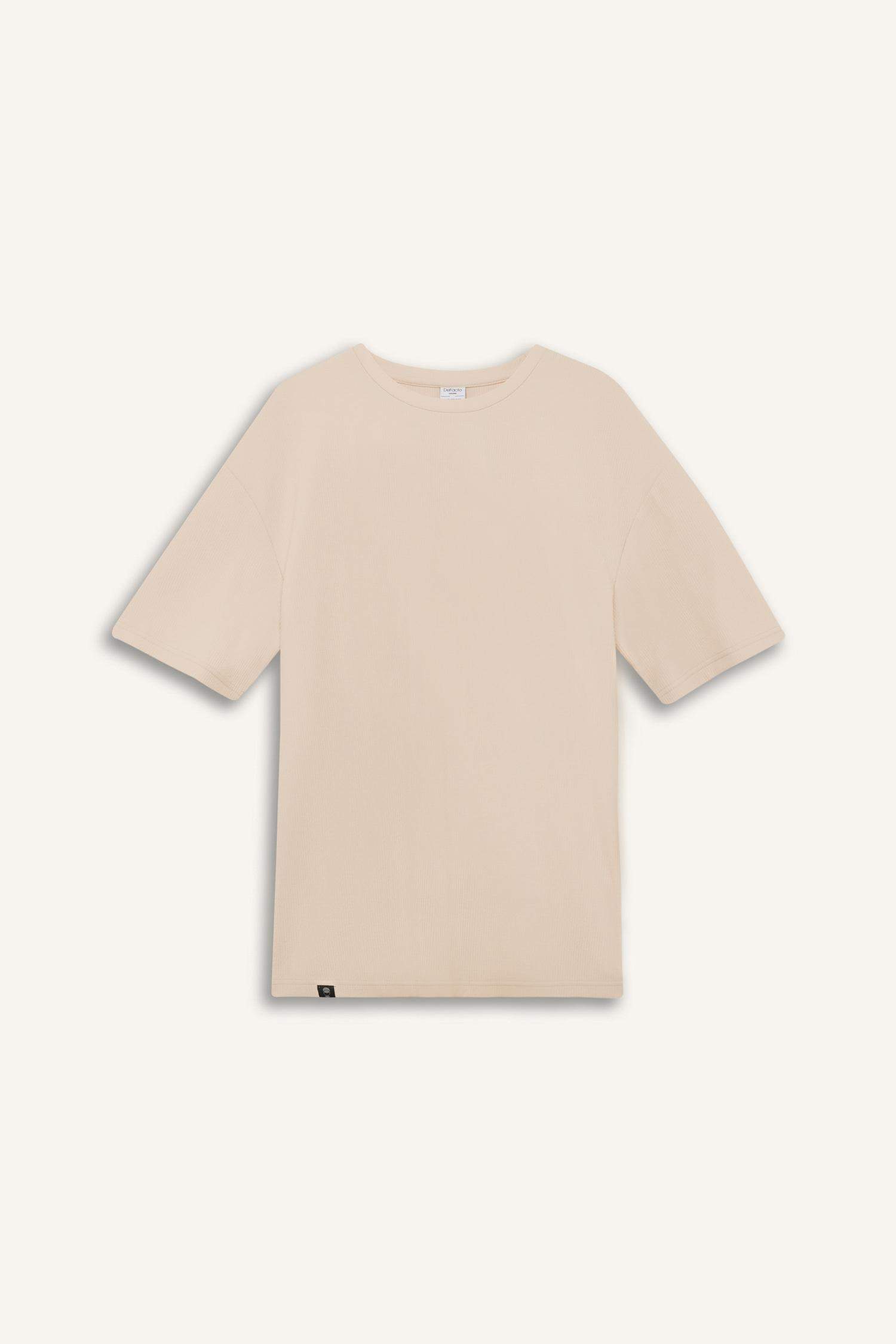 تيشيرت نص كم أوفر سايز برقبة مستديرة