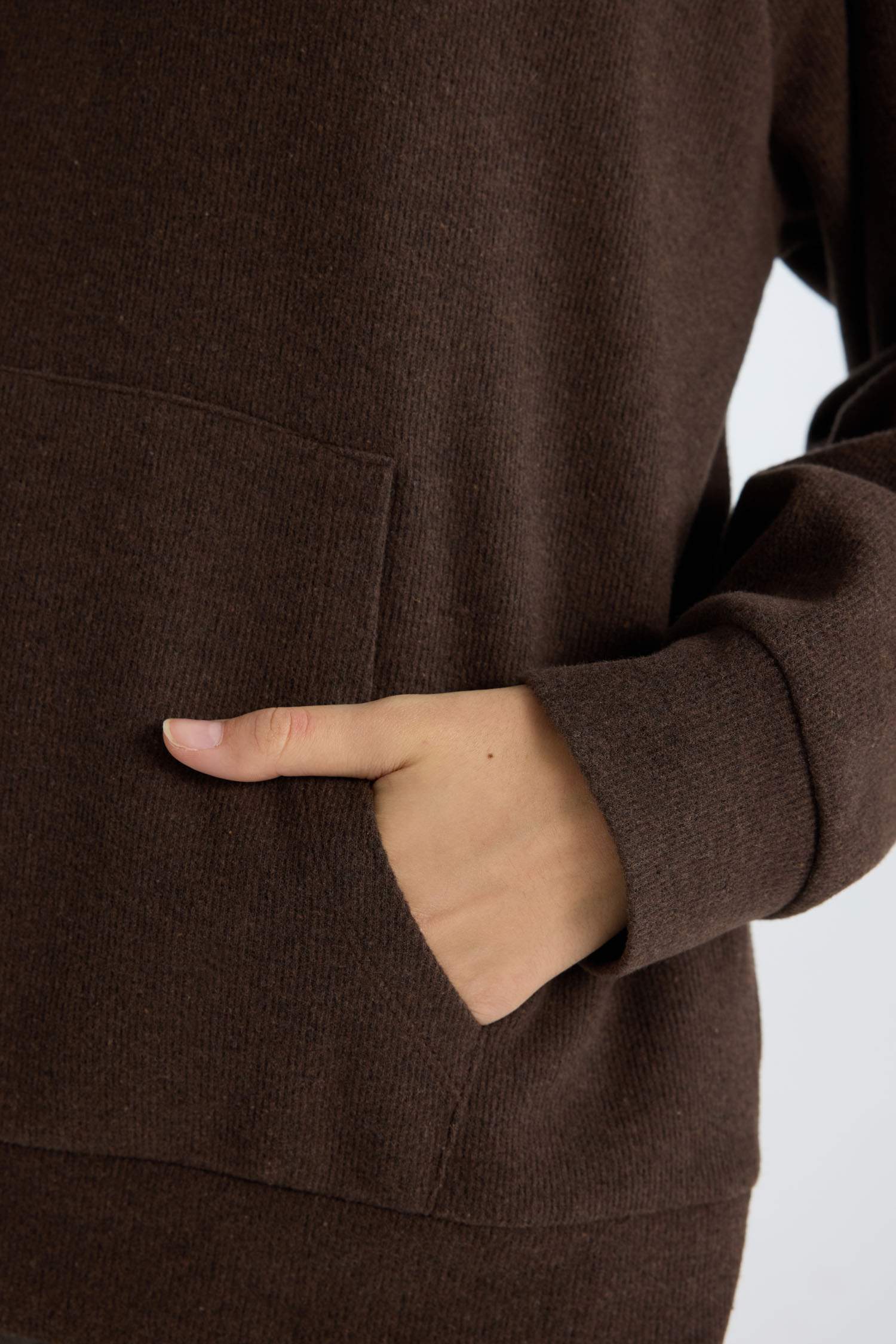 Oversize Geniş Kalıp Basic Düz Kanguru Cepli Fermuarlı Polo Yaka Sweatshirt