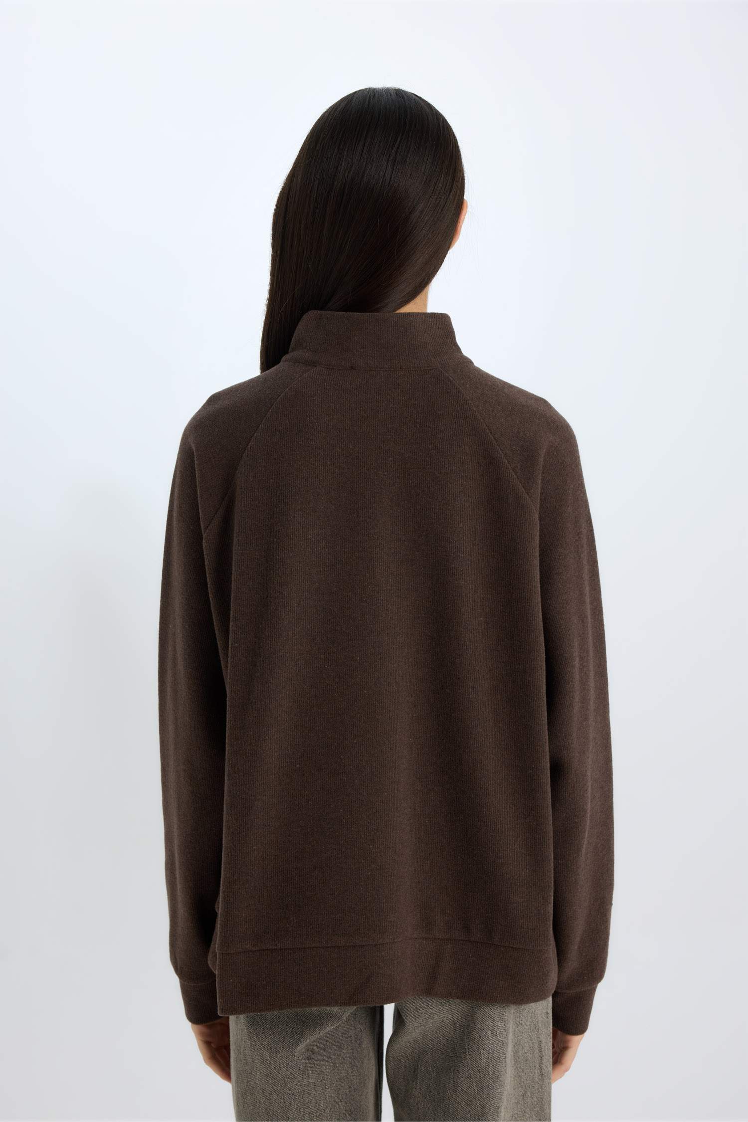 Oversize Geniş Kalıp Basic Düz Kanguru Cepli Fermuarlı Polo Yaka Sweatshirt