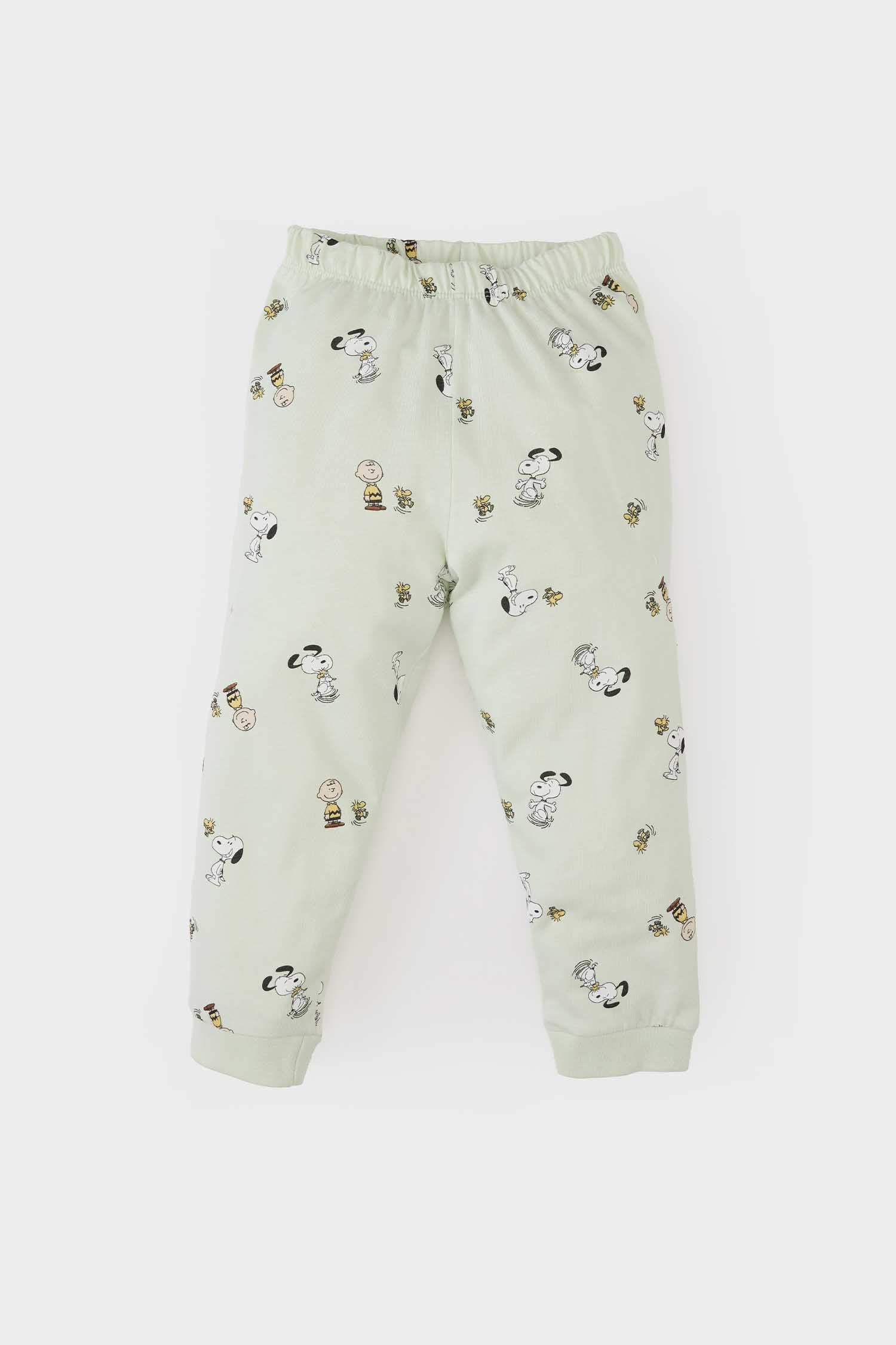 طقم بيجاما اولادي ممشط قصة عادية من سنوبي - قطعتين