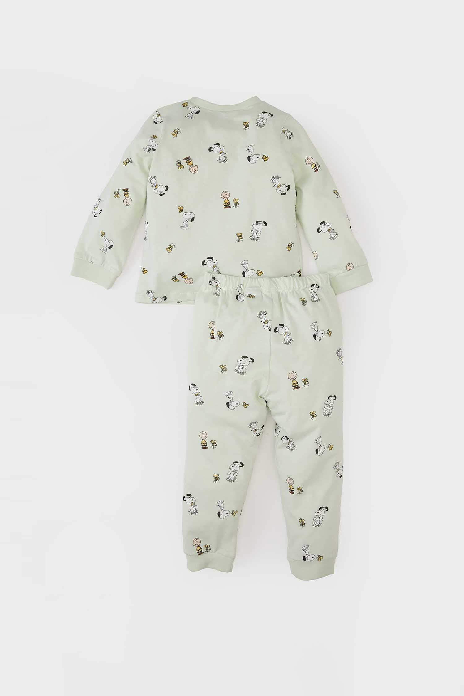 طقم بيجاما اولادي ممشط قصة عادية من سنوبي - قطعتين