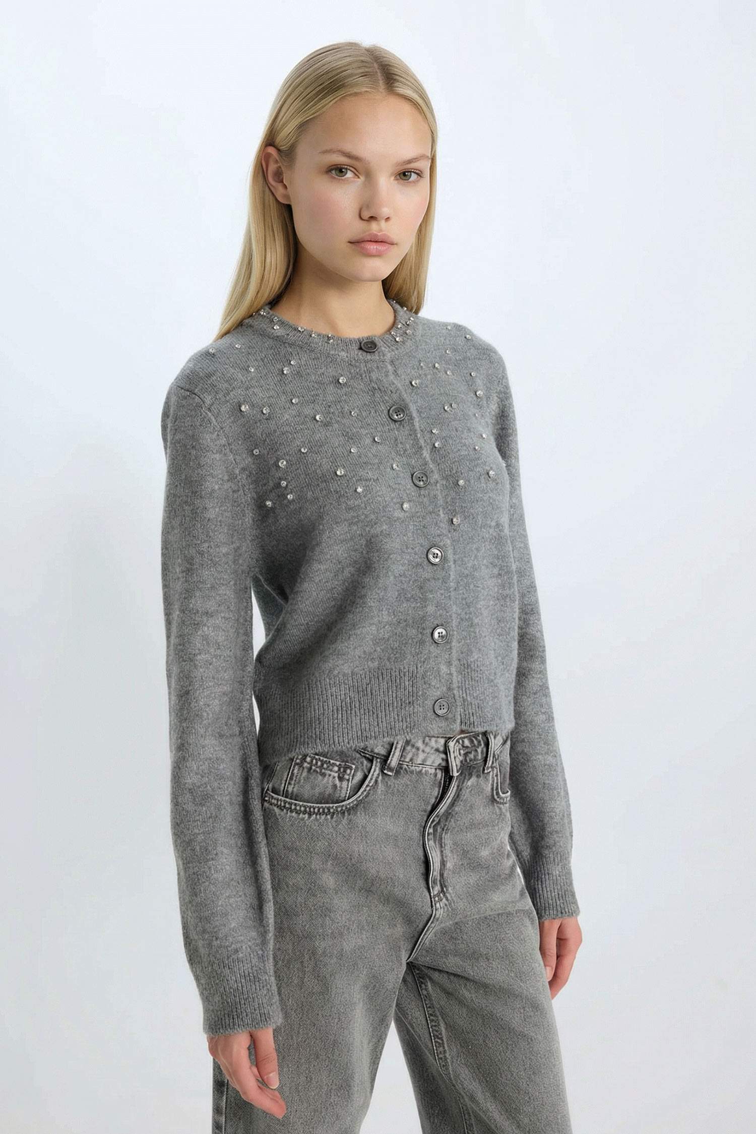 Regular Fit Bisiklet Yaka Düğmeli Taşlı Triko Hırka