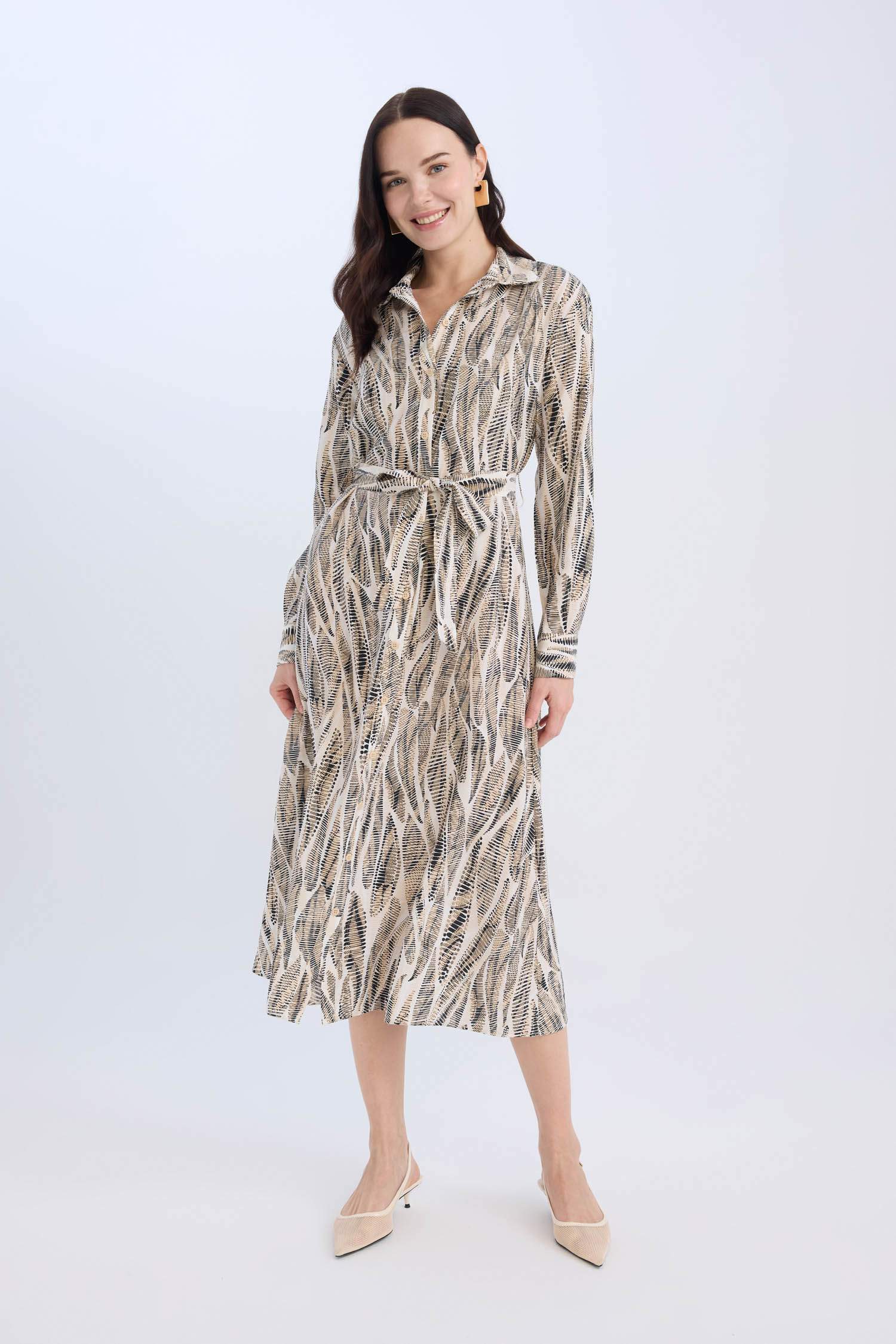 Regular Fit Patterned V Neck Belted Maxi Dress