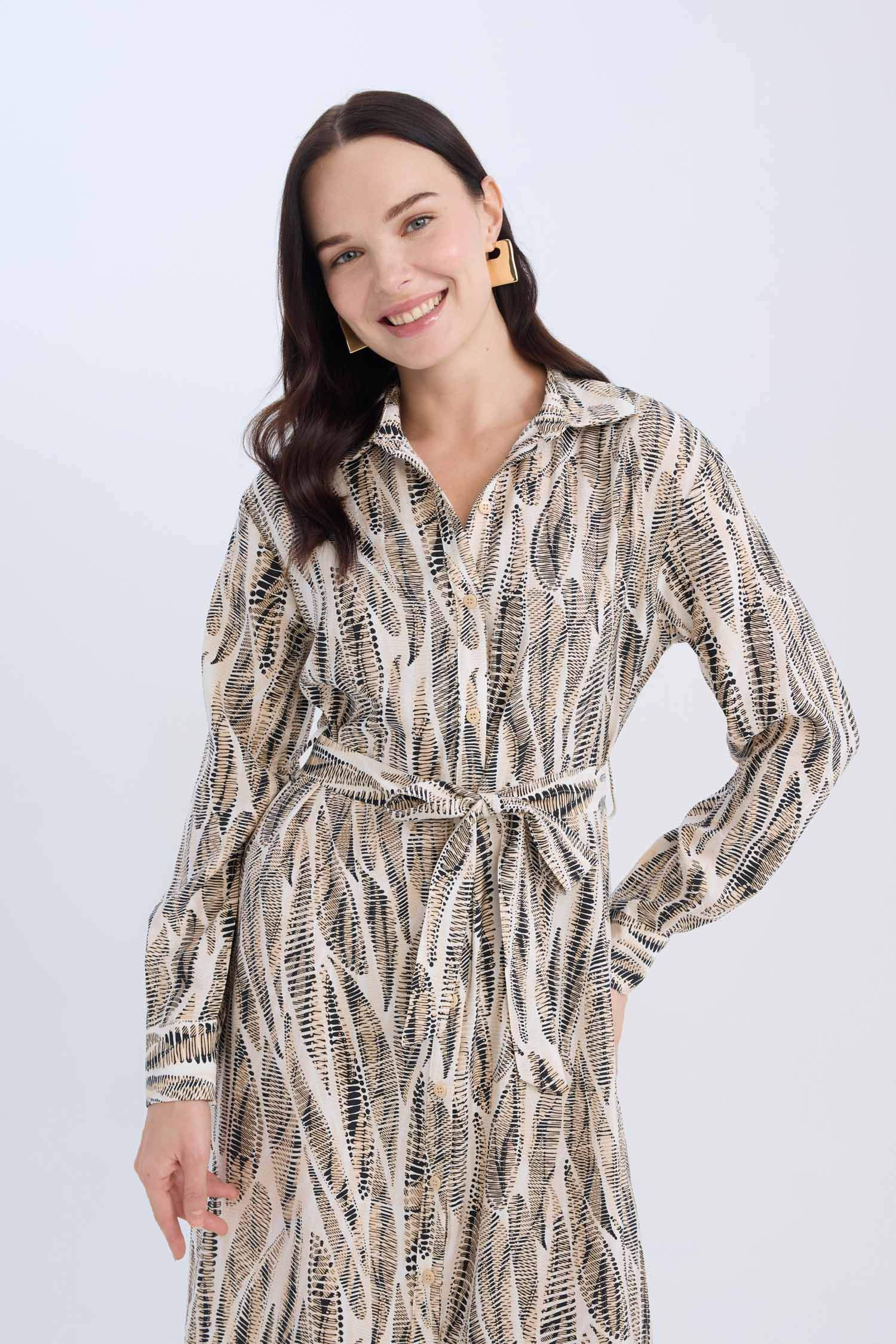 Regular Fit Patterned V Neck Belted Maxi Dress