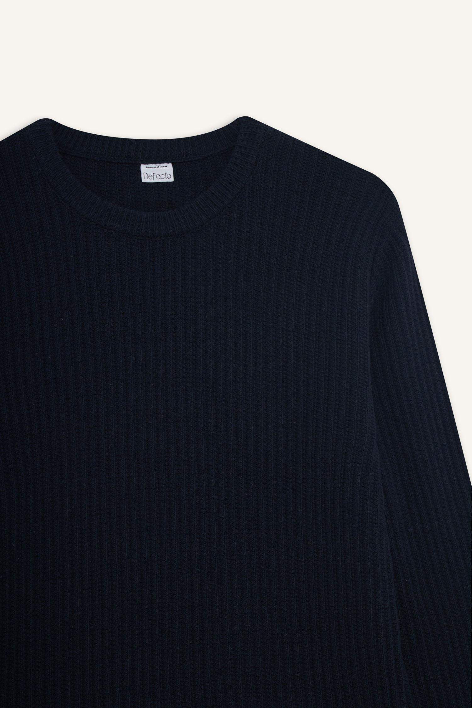 Standard Fit Crew Neck Knitwear Pullover