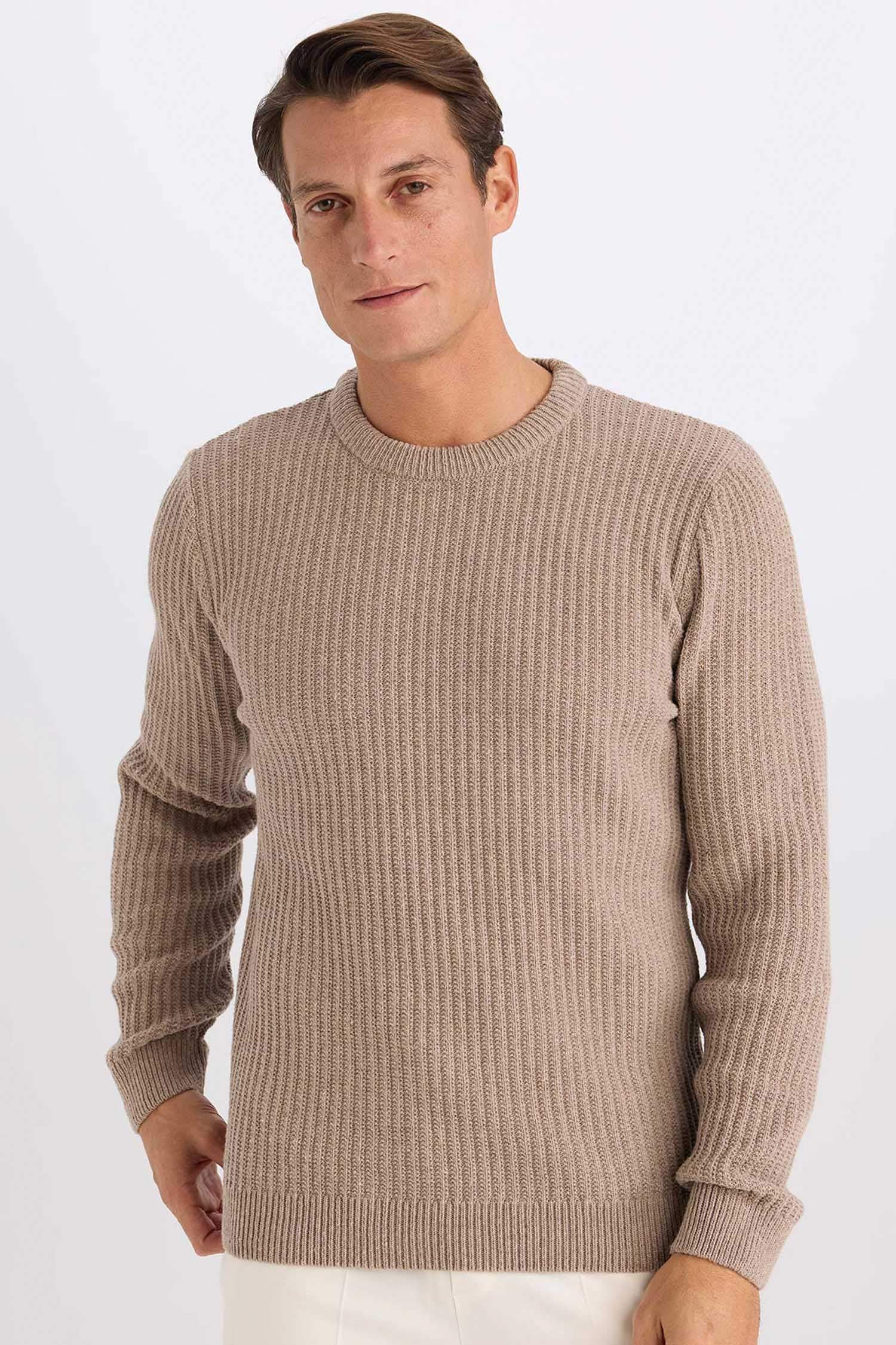 Standart Fit Bisiklet Yaka Dokulu Triko Kazak