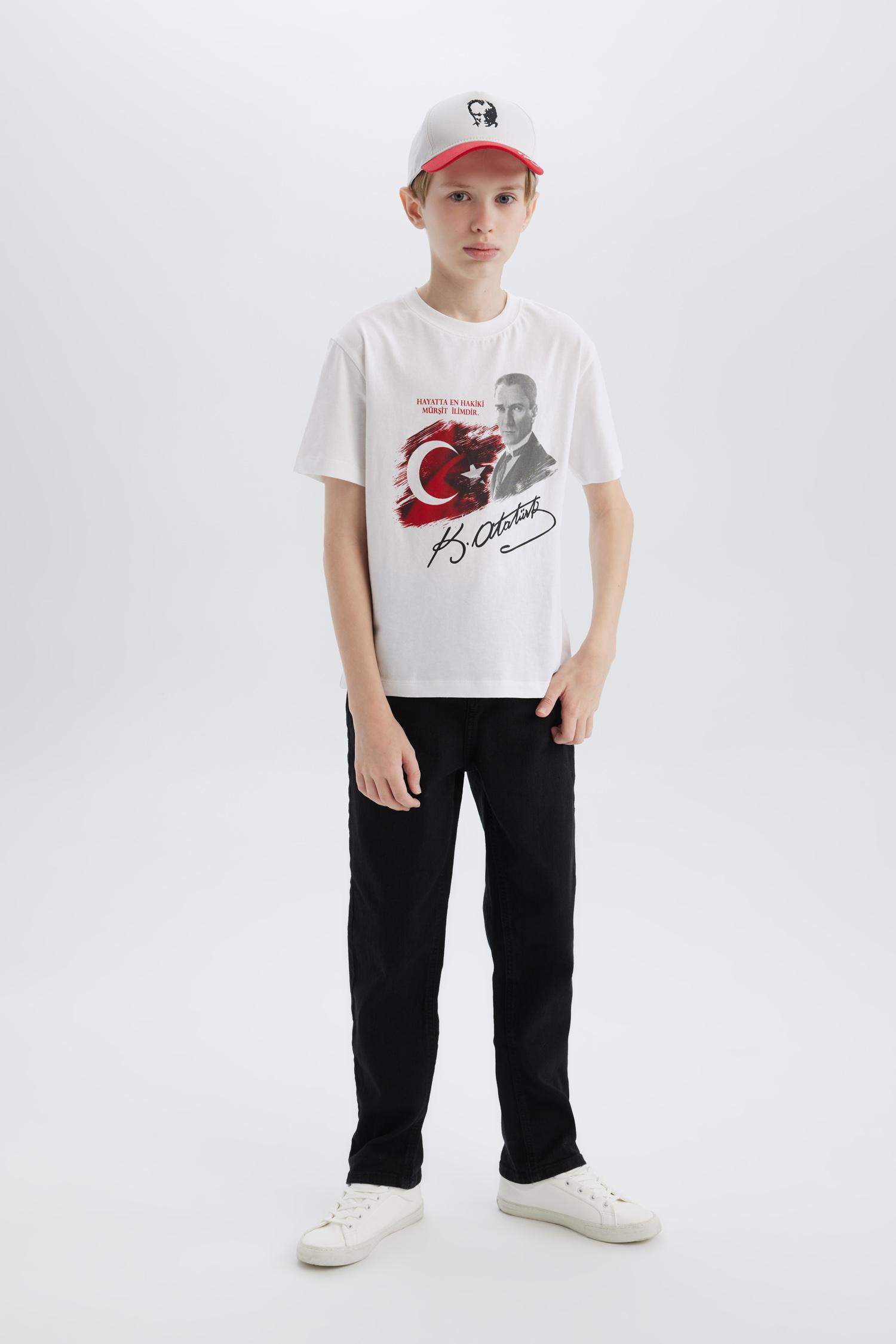 تيشيرت أولاد نص كم مطبوع قصة عادية برقبة مستديرة