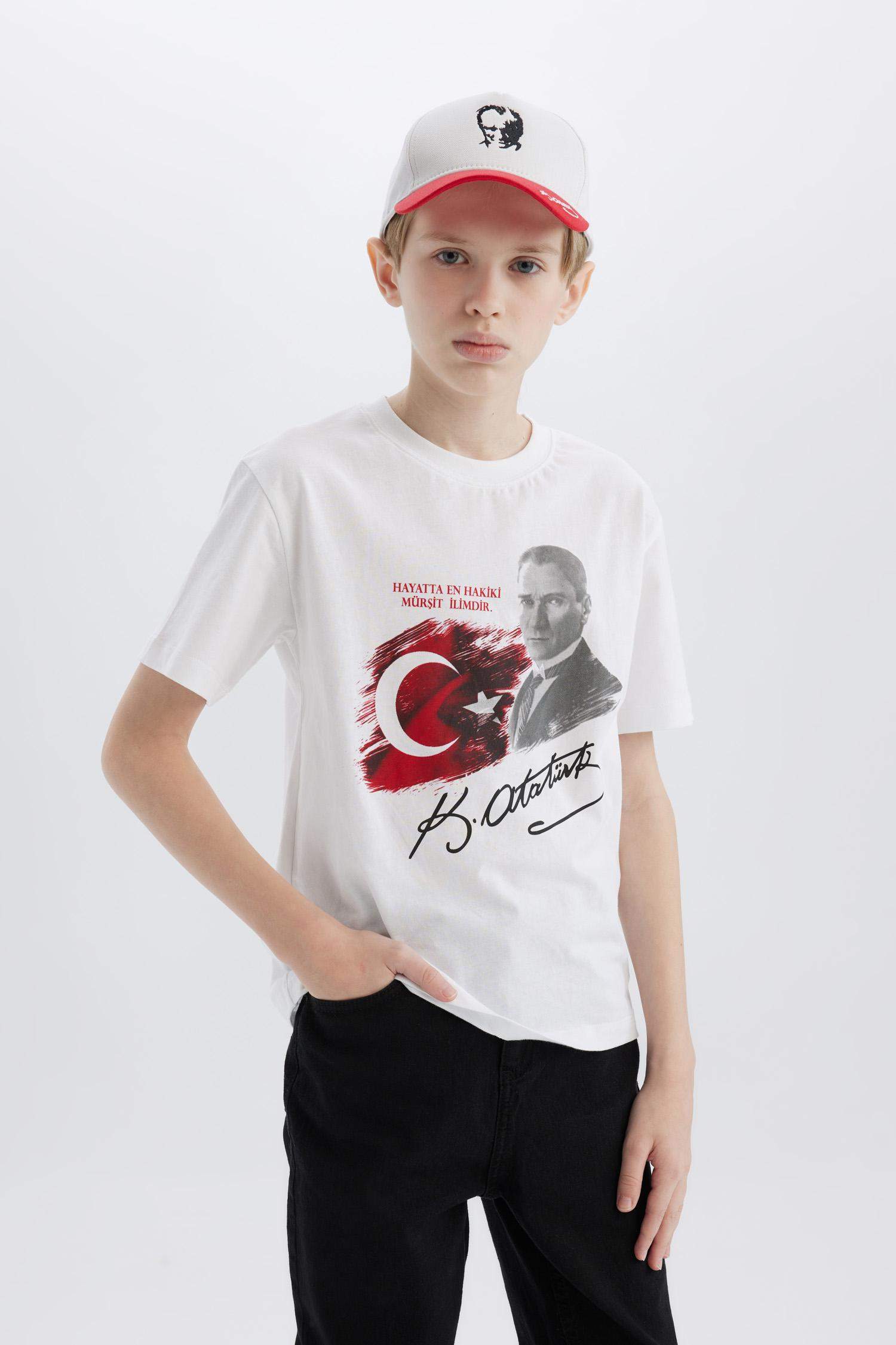 تيشيرت أولاد نص كم مطبوع قصة عادية برقبة مستديرة