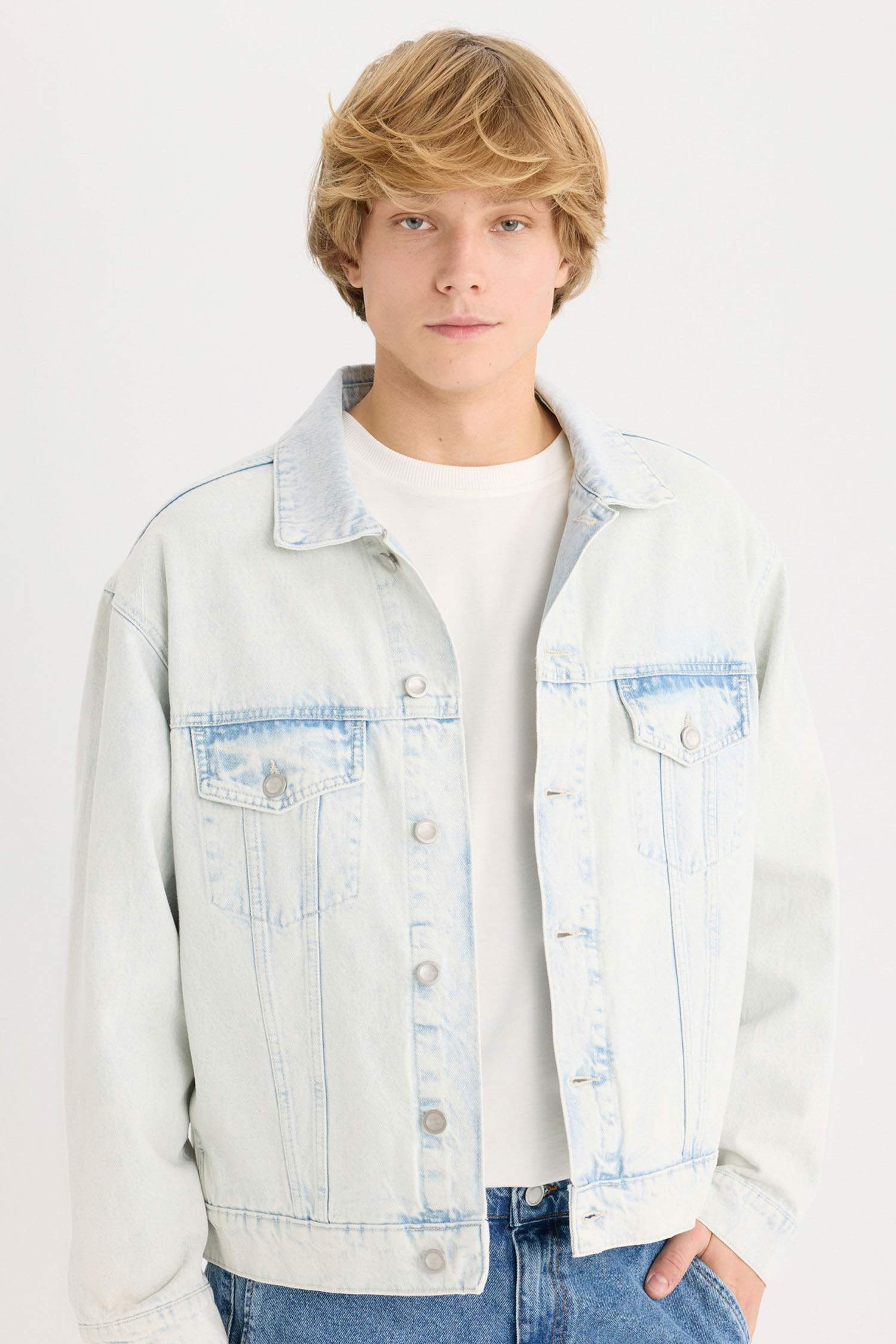 Oversize Fit Denim Jacket