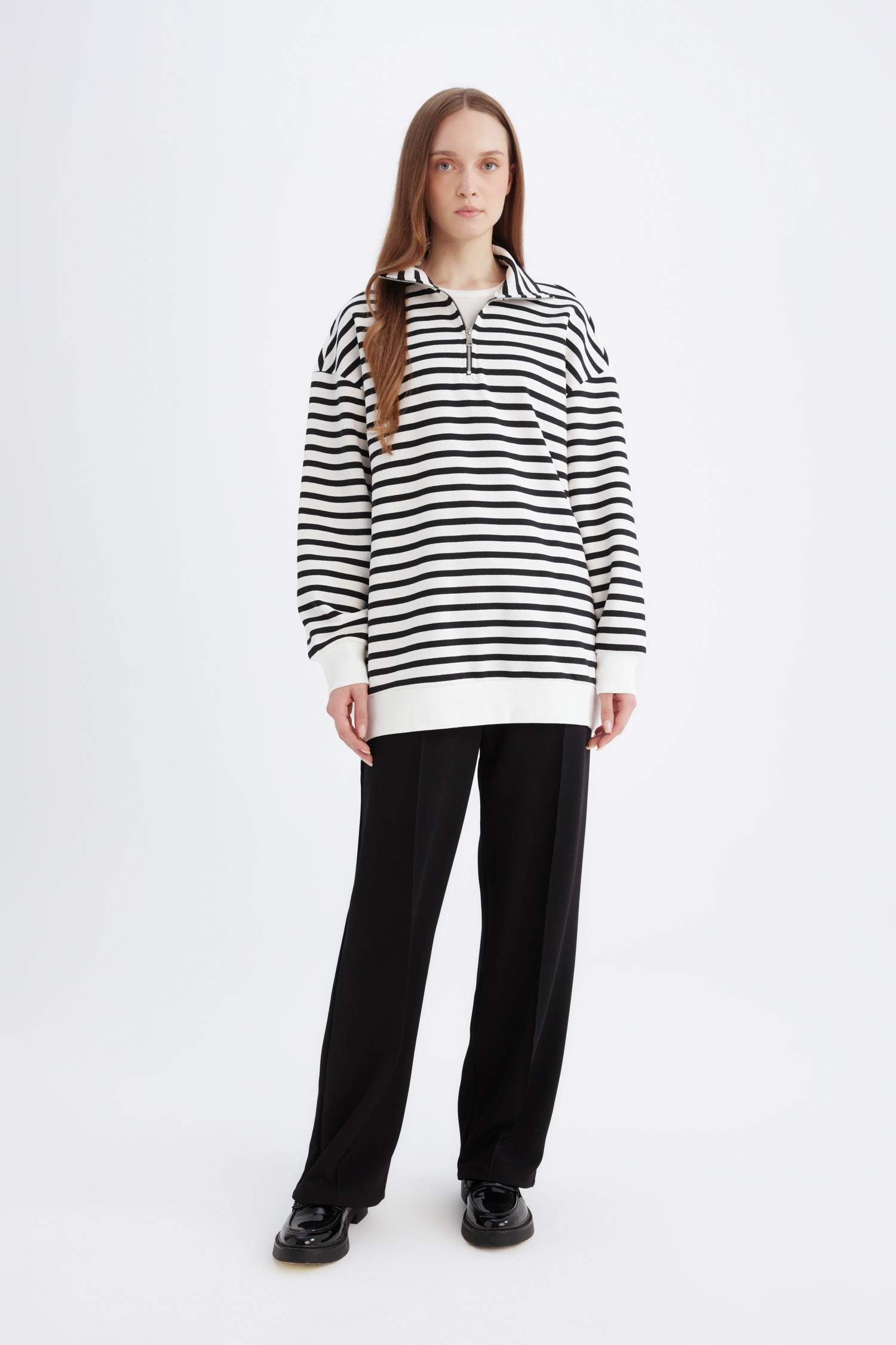 Relax Fit Dik Yaka Fermuarlı Çizgili İçi Yumuşak Tüylü Kalın Sweatshirt Tunik