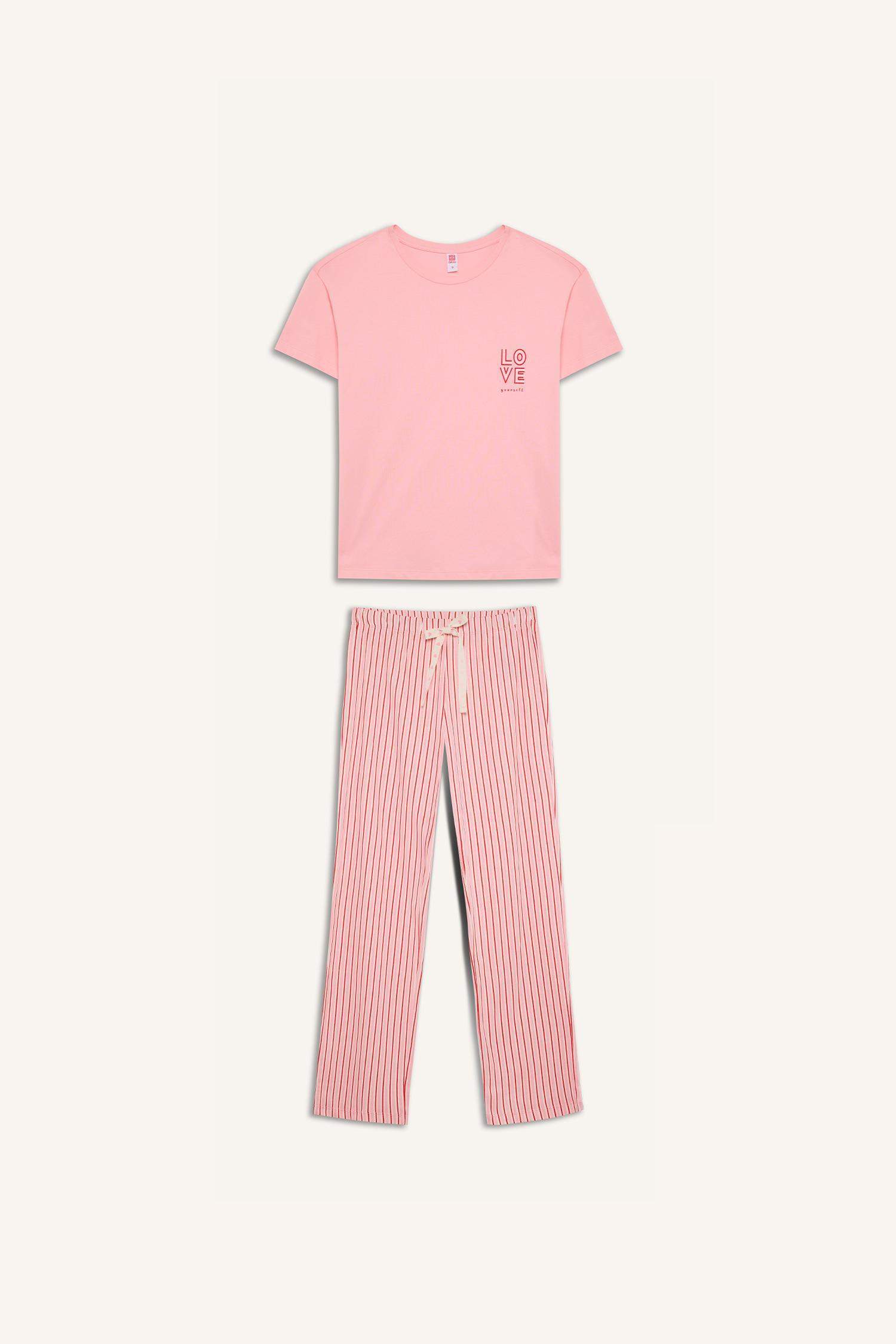 طقم قصة عادية بأكمام قصيرة من قطعتين