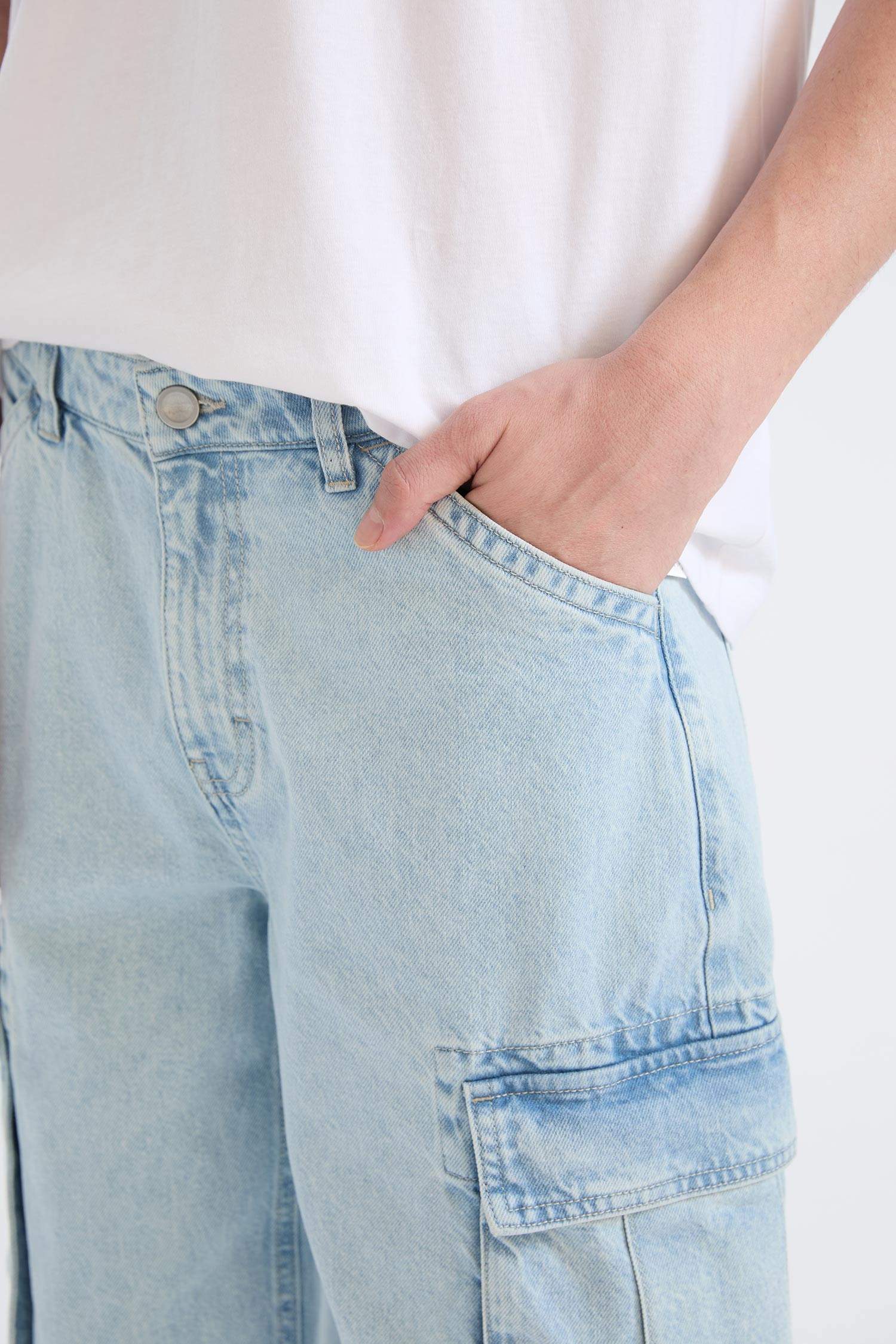 Релаксированная Посадка Джинсы С Широкими Штанинами