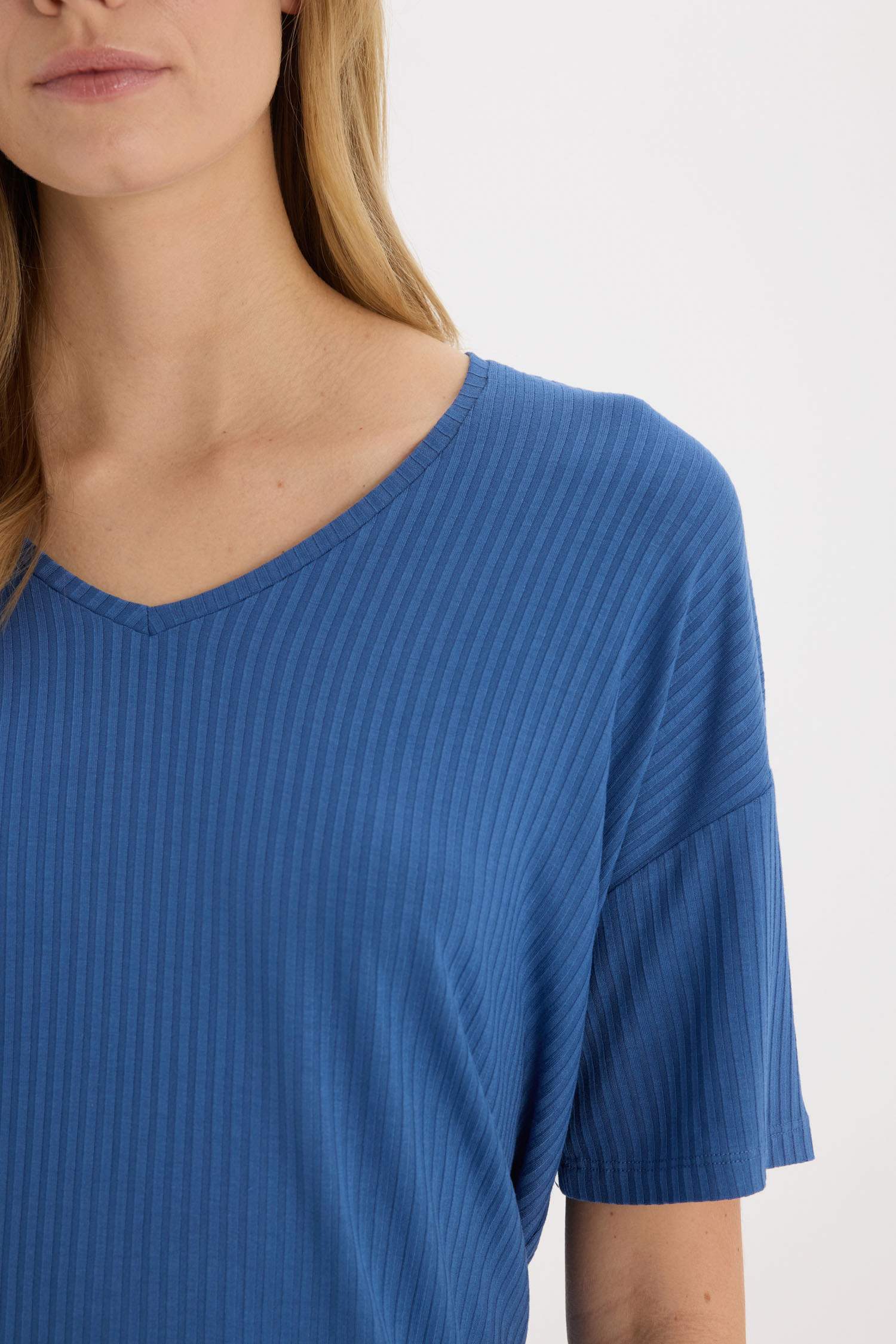 Pijama Takımı Fitilli Kaşkorse Kısa Kollu Üst Beli Lastikli Kapri Boy Alt-Fall in Love