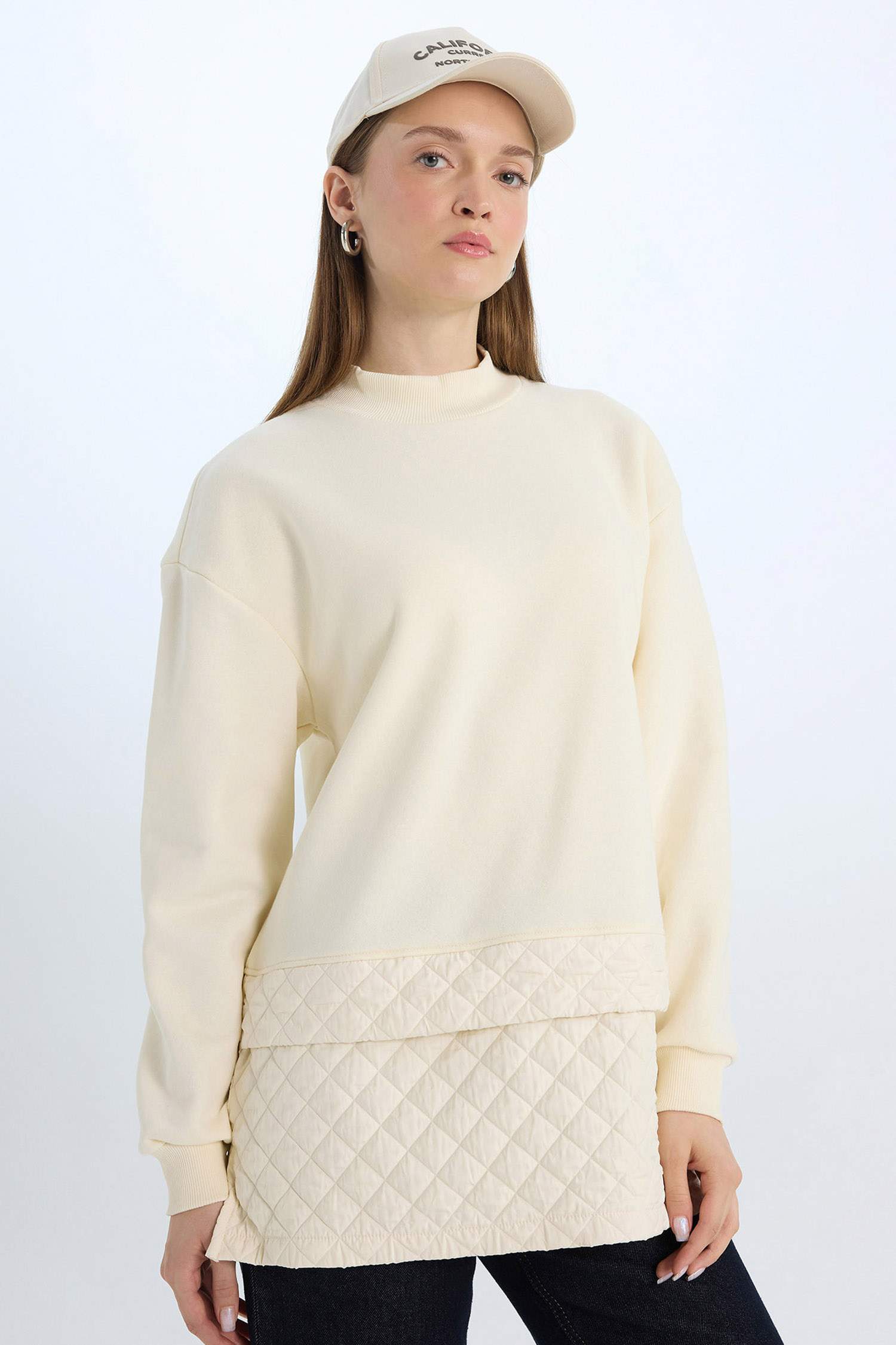 Relax Fit Bisiklet Yaka Kapitone İçi Yumuşak Tüylü Kalın Sweatshirt Tunik