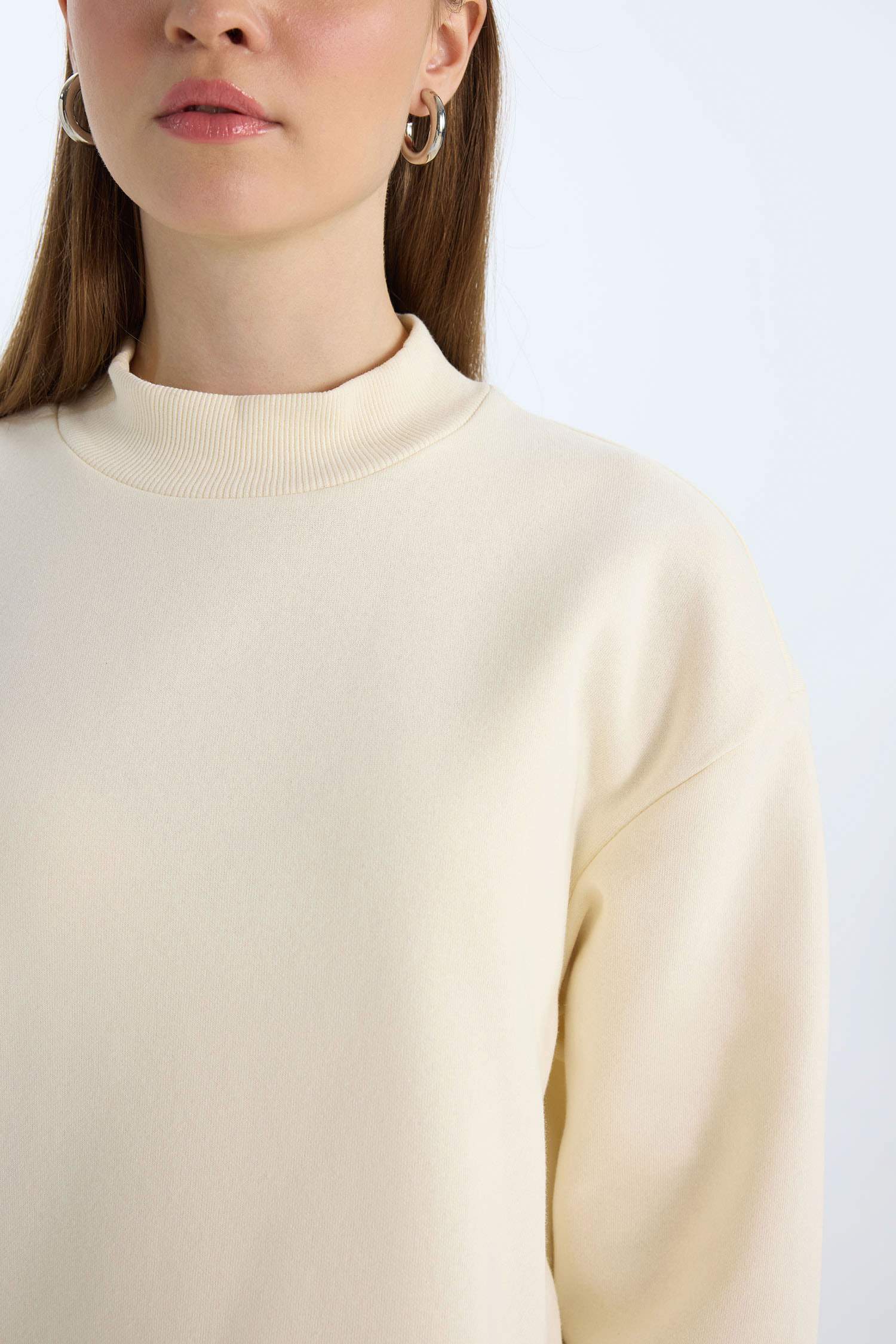 Relax Fit Bisiklet Yaka Kapitone İçi Yumuşak Tüylü Kalın Sweatshirt Tunik