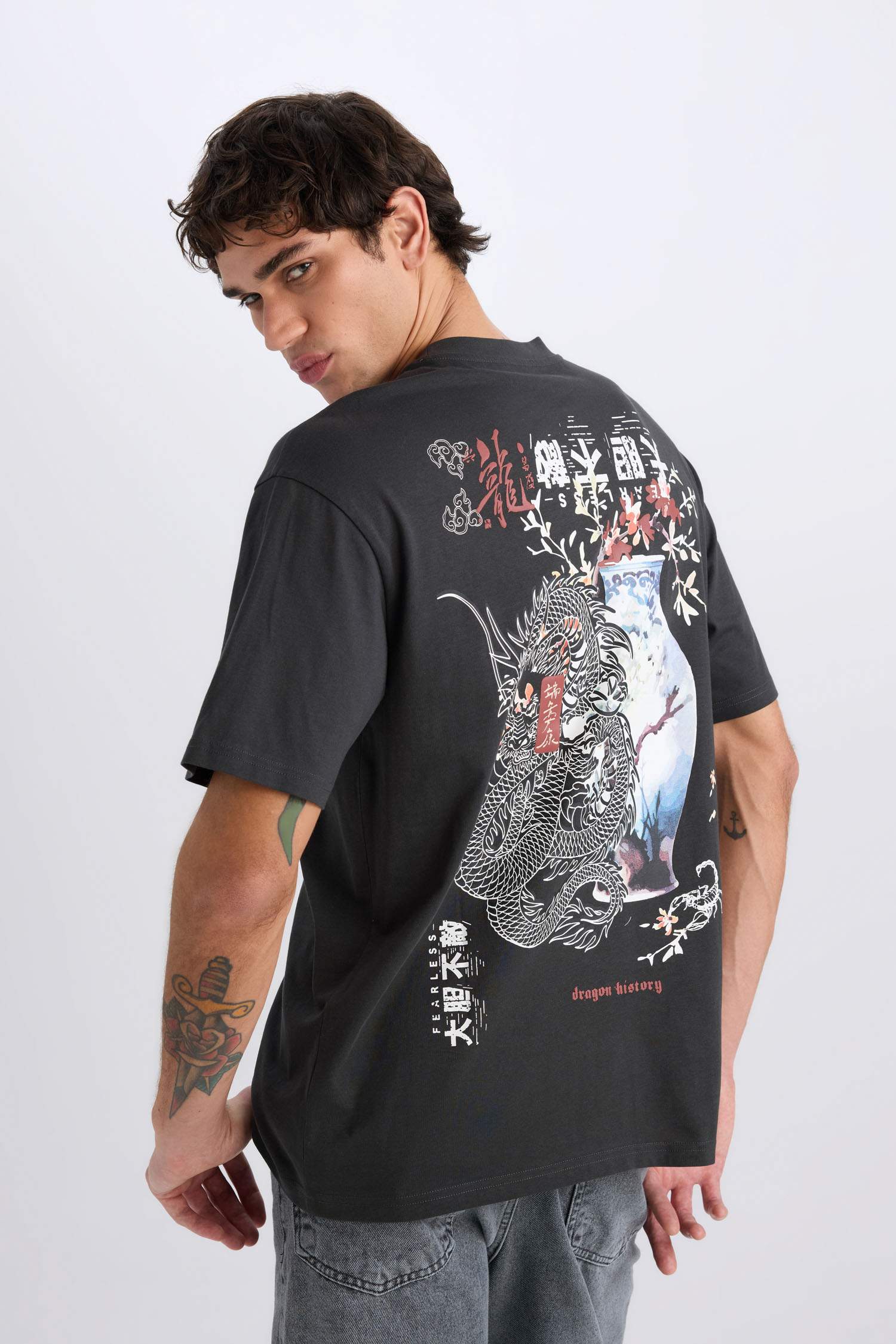 Boxy Fit Crew Neck Printed Short Sleeve T-Shirt