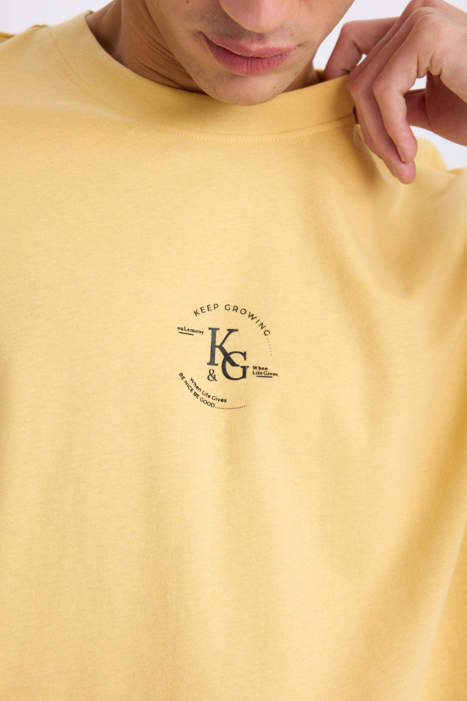 Boxy Fit Crew Neck Short Sleeve T-Shirt