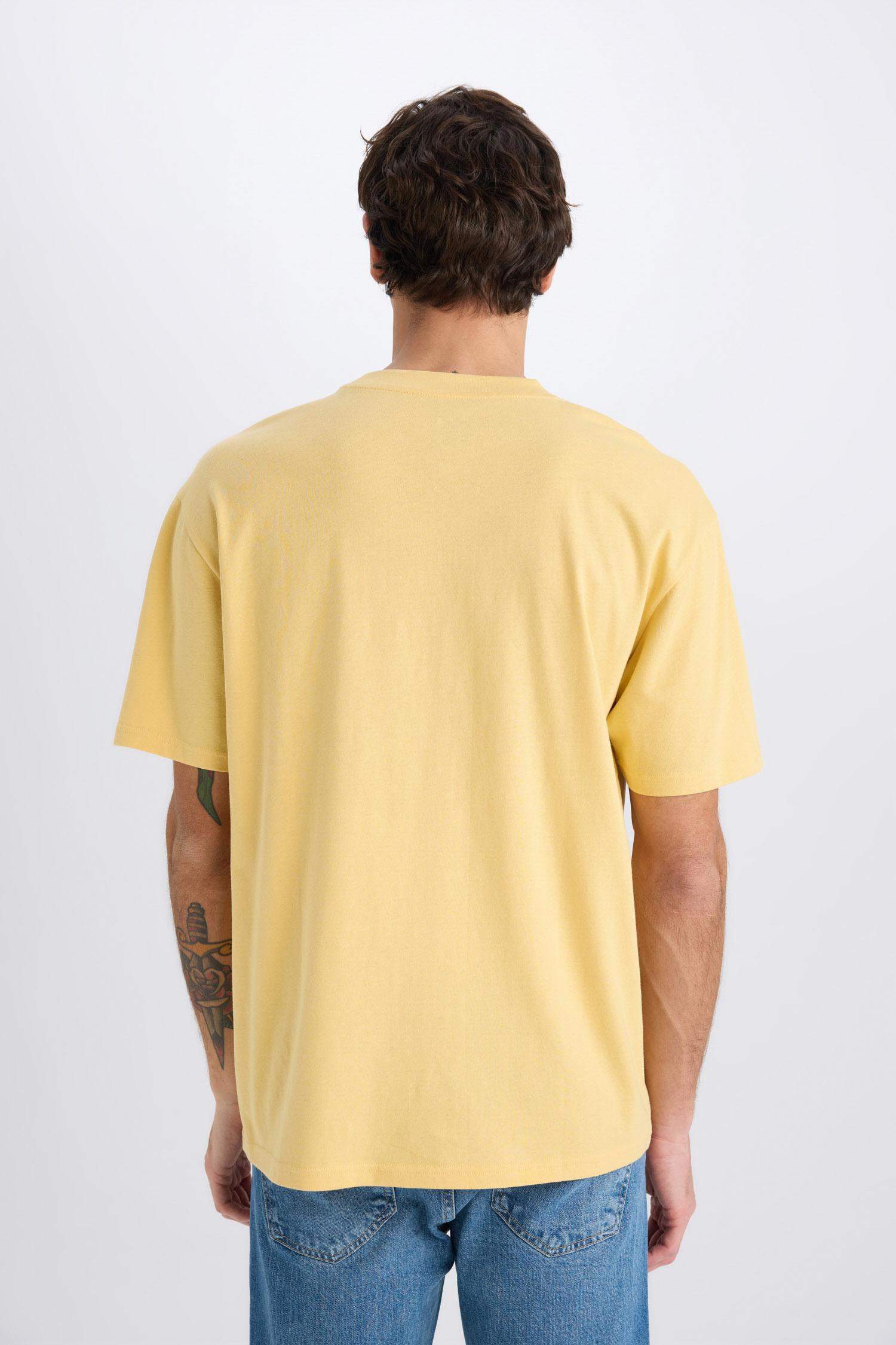 Boxy Fit Crew Neck Short Sleeve T-Shirt