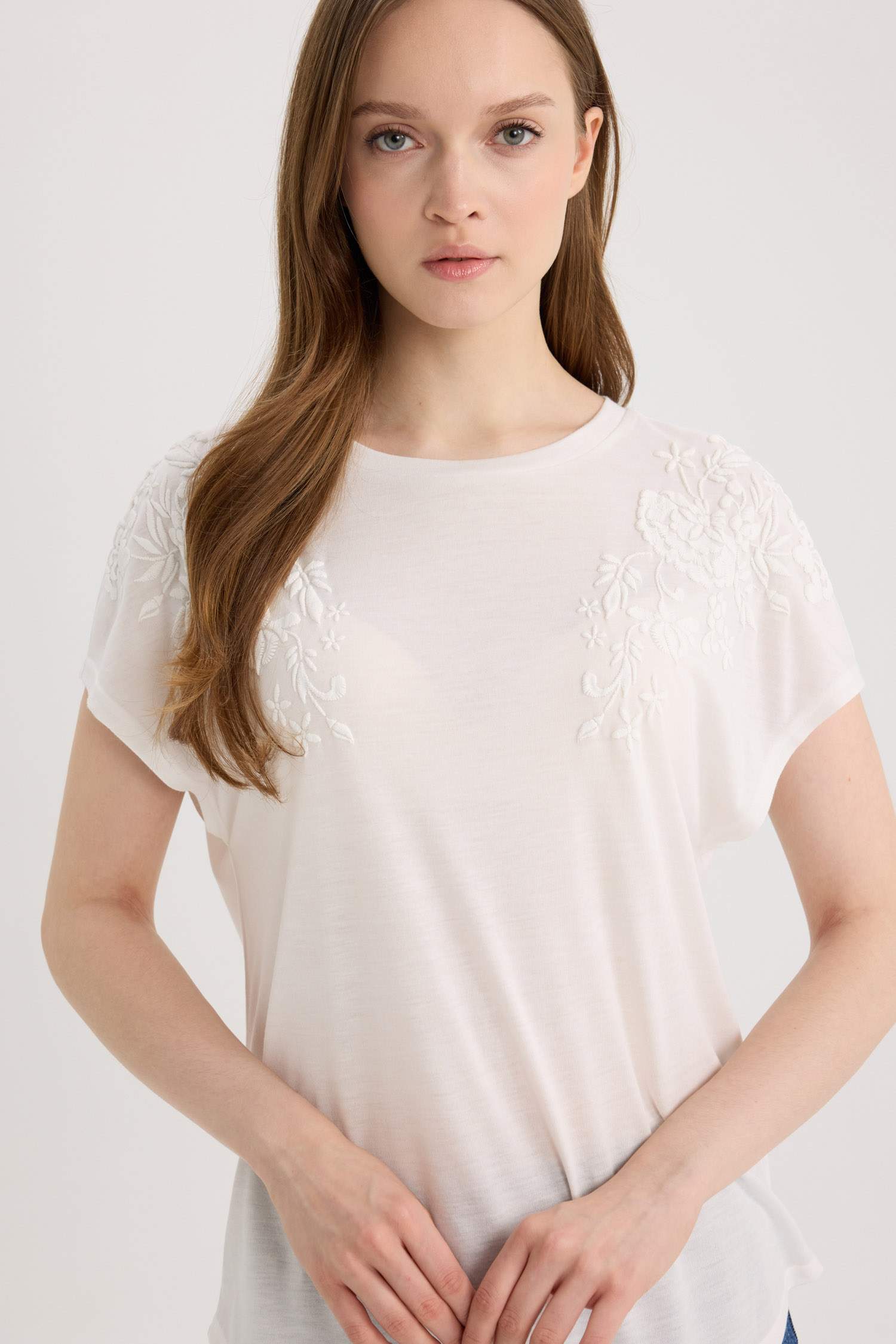 Traditional Regular Fit Crew Neck Short Sleeve T-Shirt