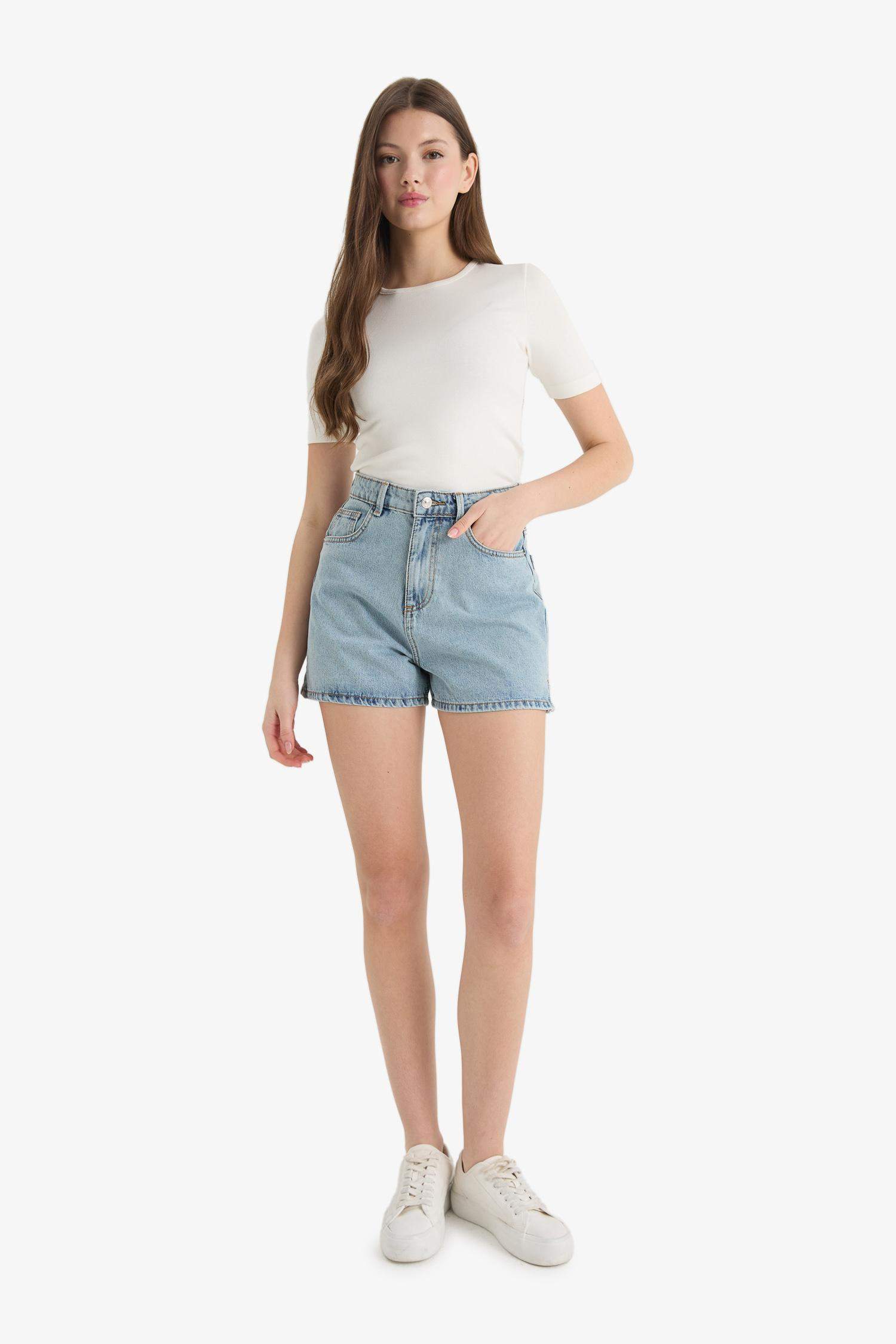 Mom Fit High Waist Crop Fit Denim Shorts