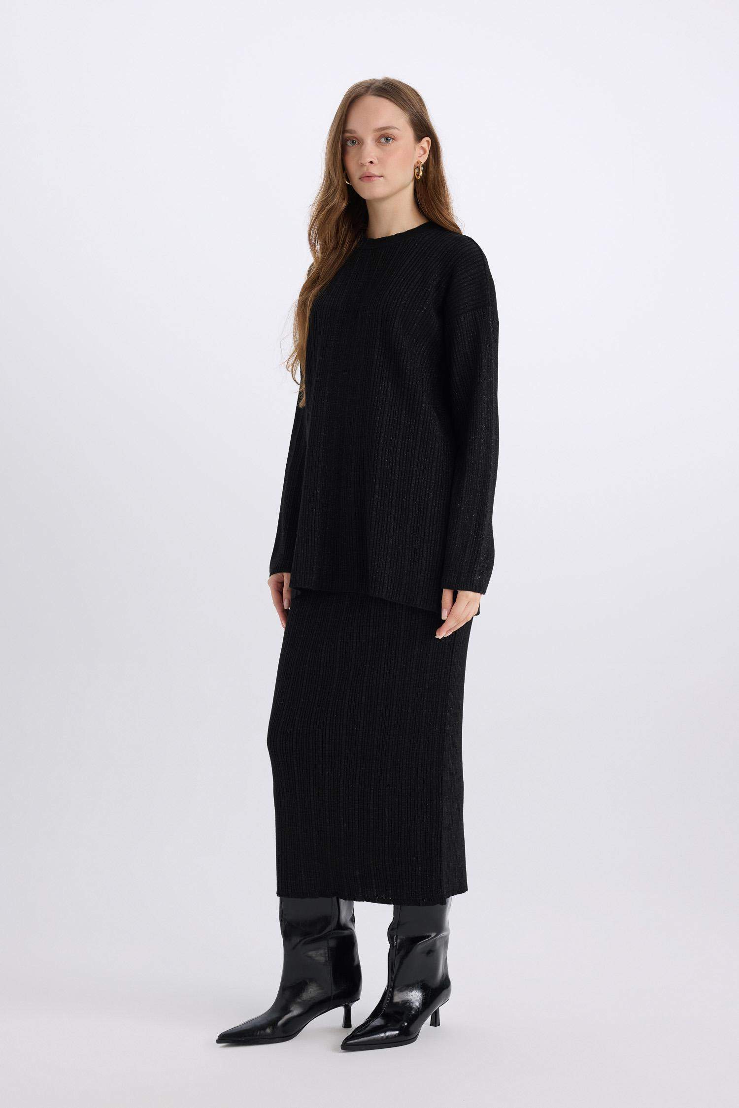 Regular Fit Basic Düz Maxi Triko Etek