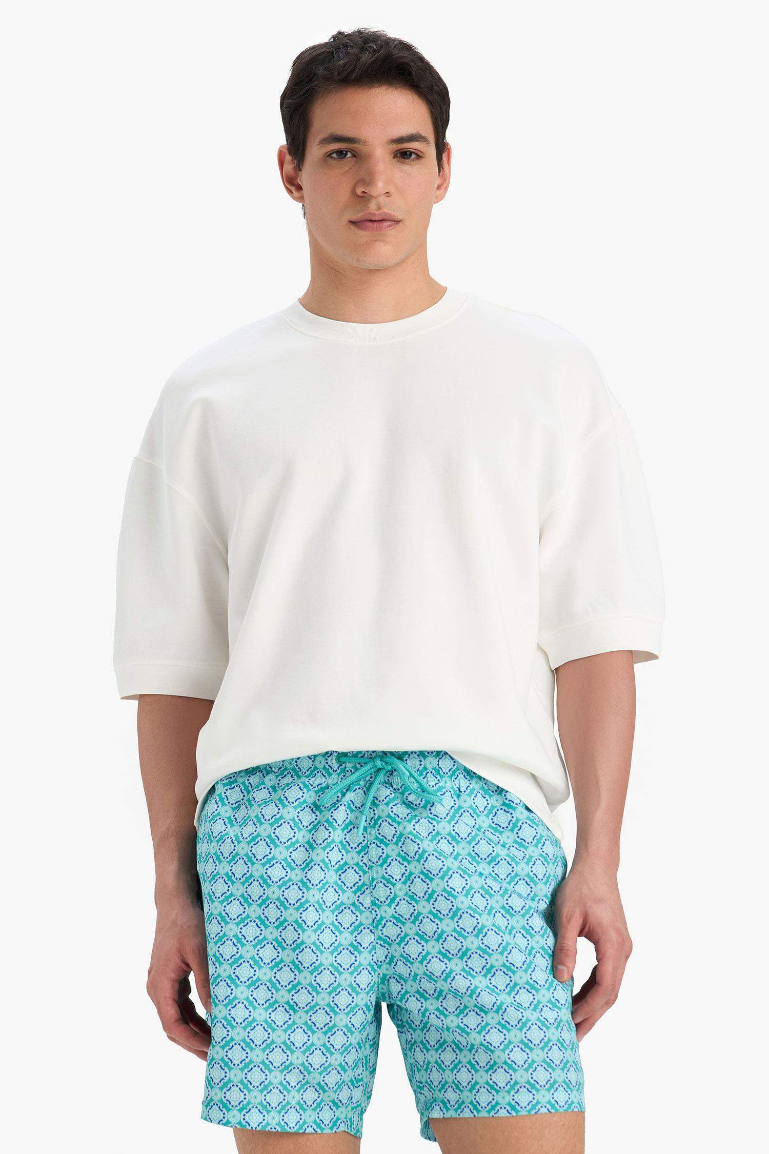 Desenli File Astarlı Kısa Boy Deniz Şortu