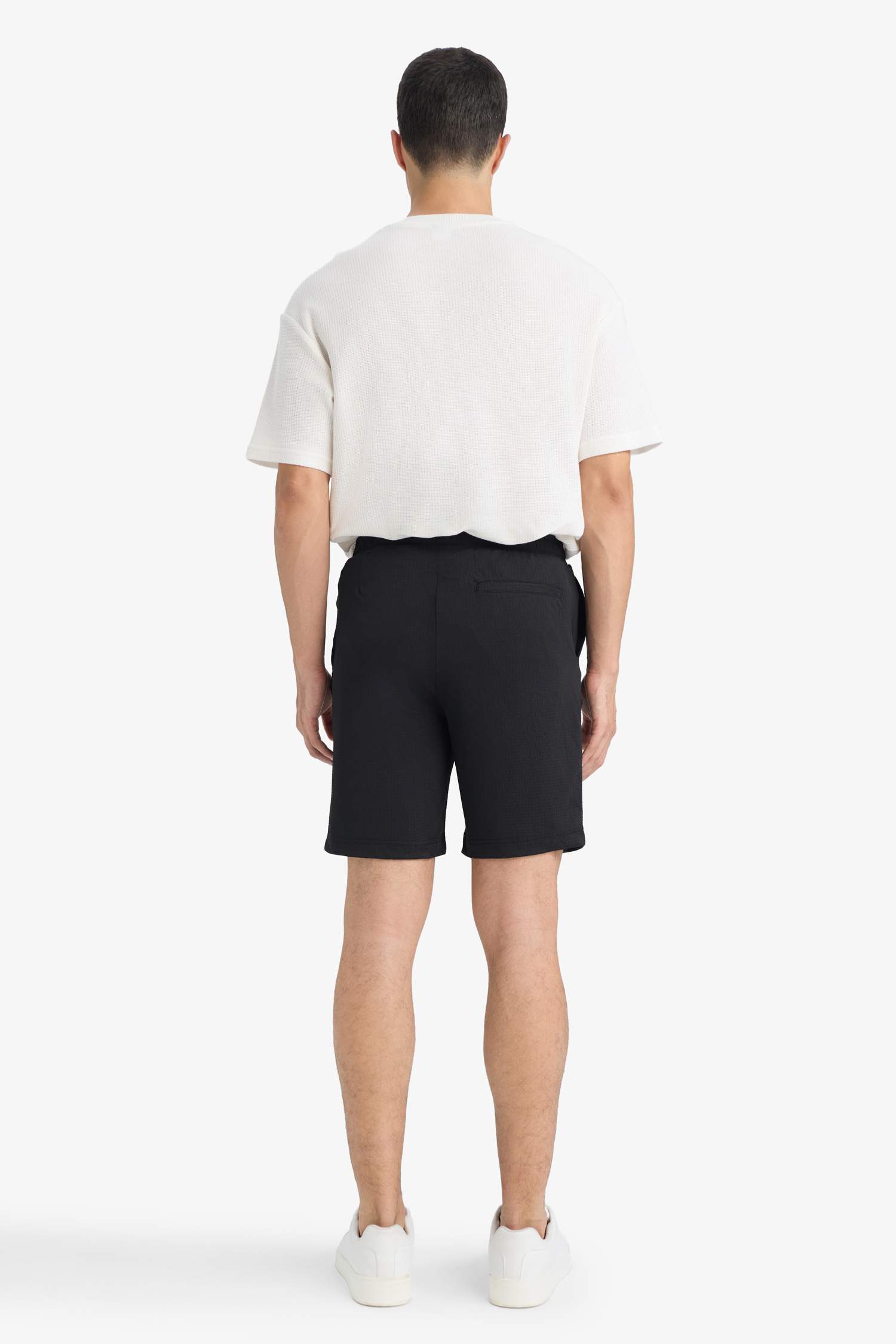 Short basique avec poches Coupe régulière