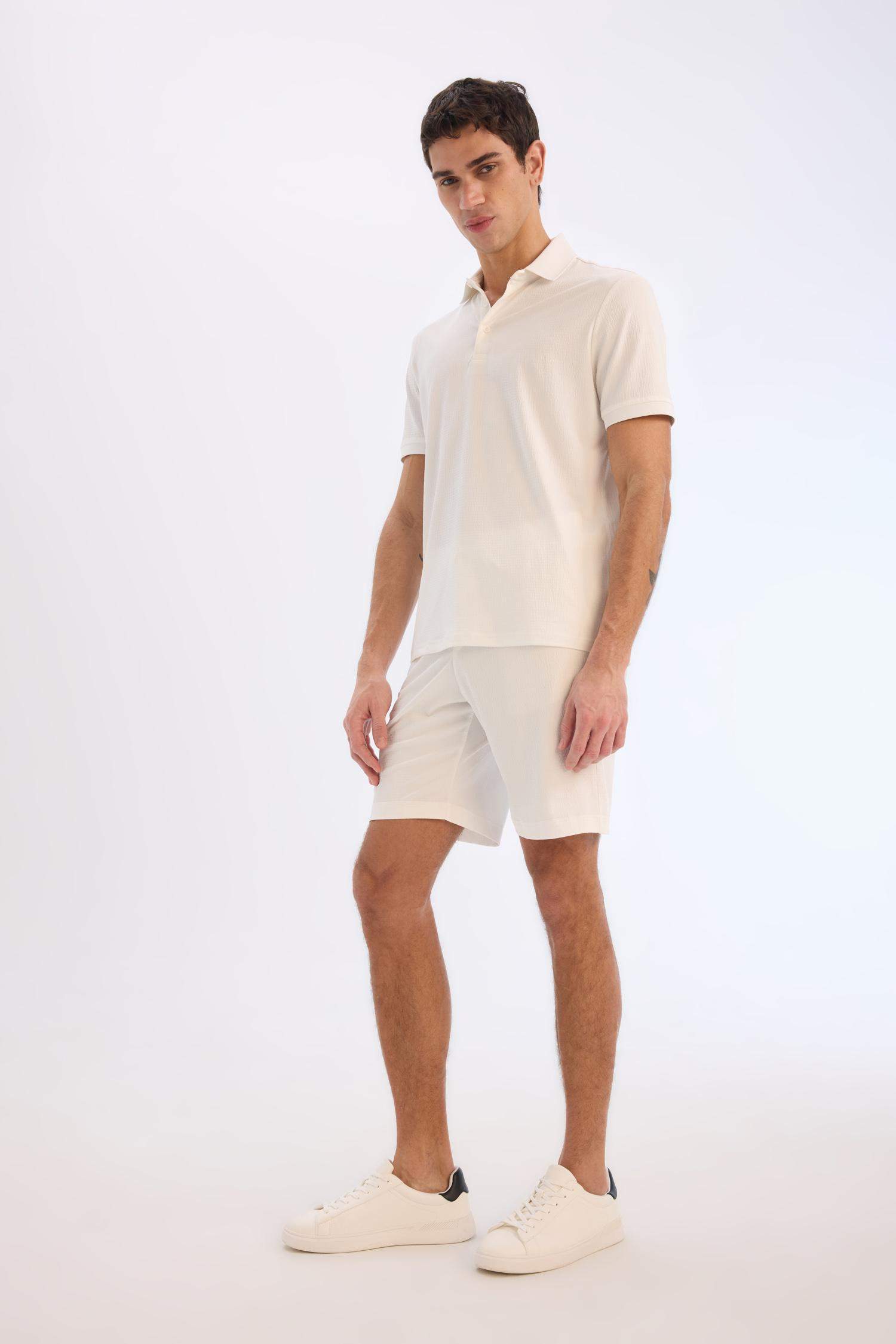 Regular Fit Beli Bağcıklı Krinkıl Bermuda Şort