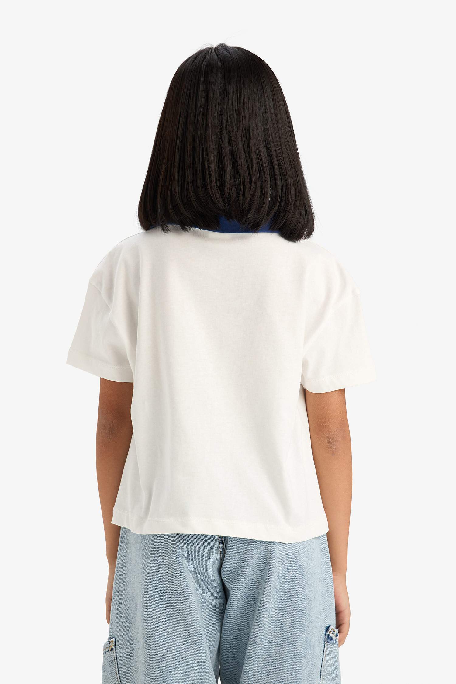 تيشيرت بولو نص كم بطبعة شعار أوفر سايز بياقة بولو