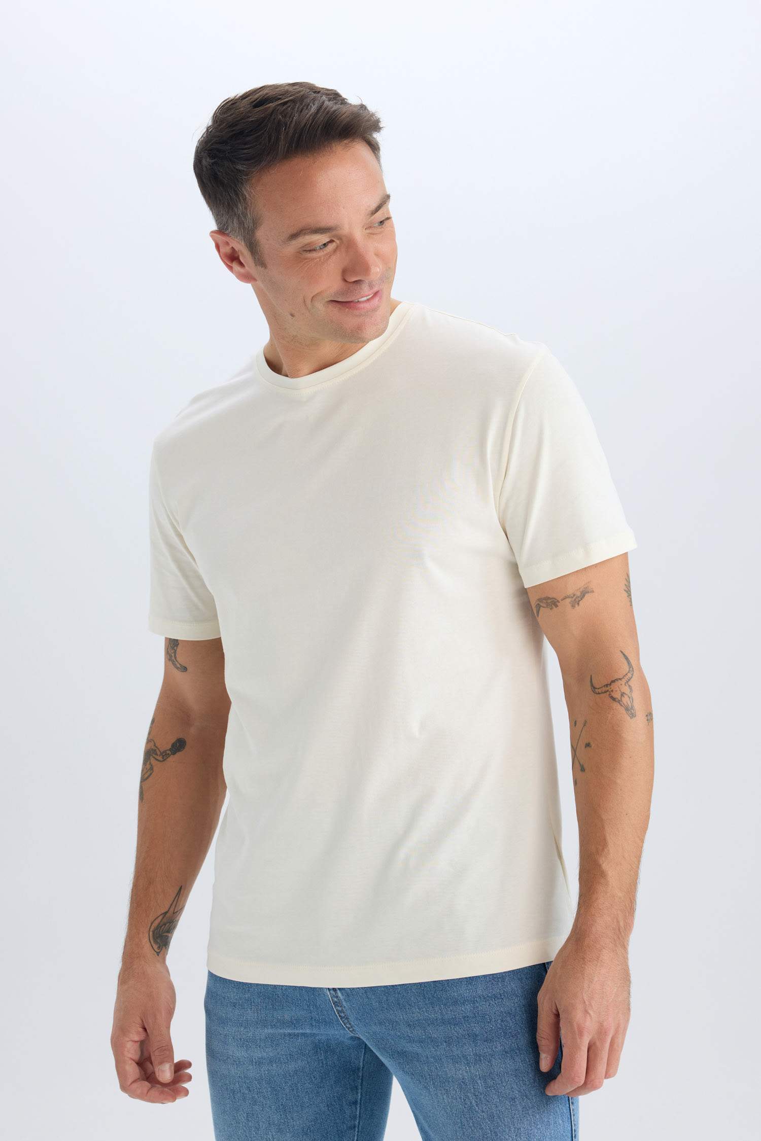 New Regular Fit Bisiklet Yaka Basic Düz Kısa Kollu Tişört