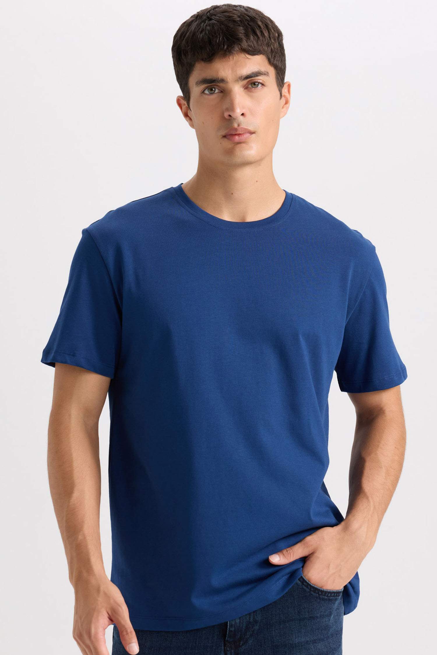 New Regular Fit Bisiklet Yaka Basic Düz Kısa Kollu Tişört