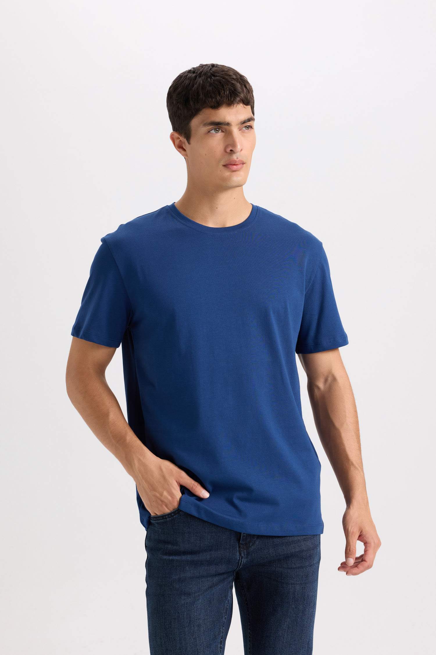 New Regular Fit Bisiklet Yaka Basic Düz Kısa Kollu Tişört